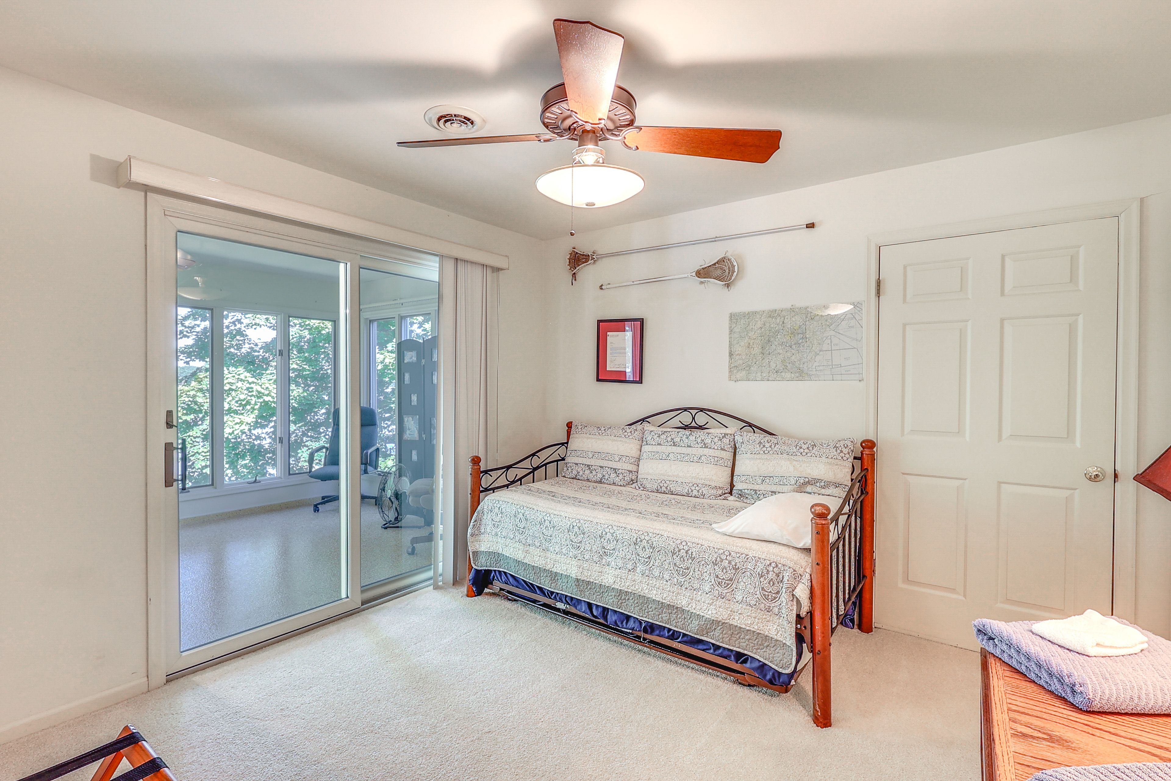 Bedroom 4 | 2nd Floor | Twin Daybed w/ Twin Trundle (Convertible to King Bed)