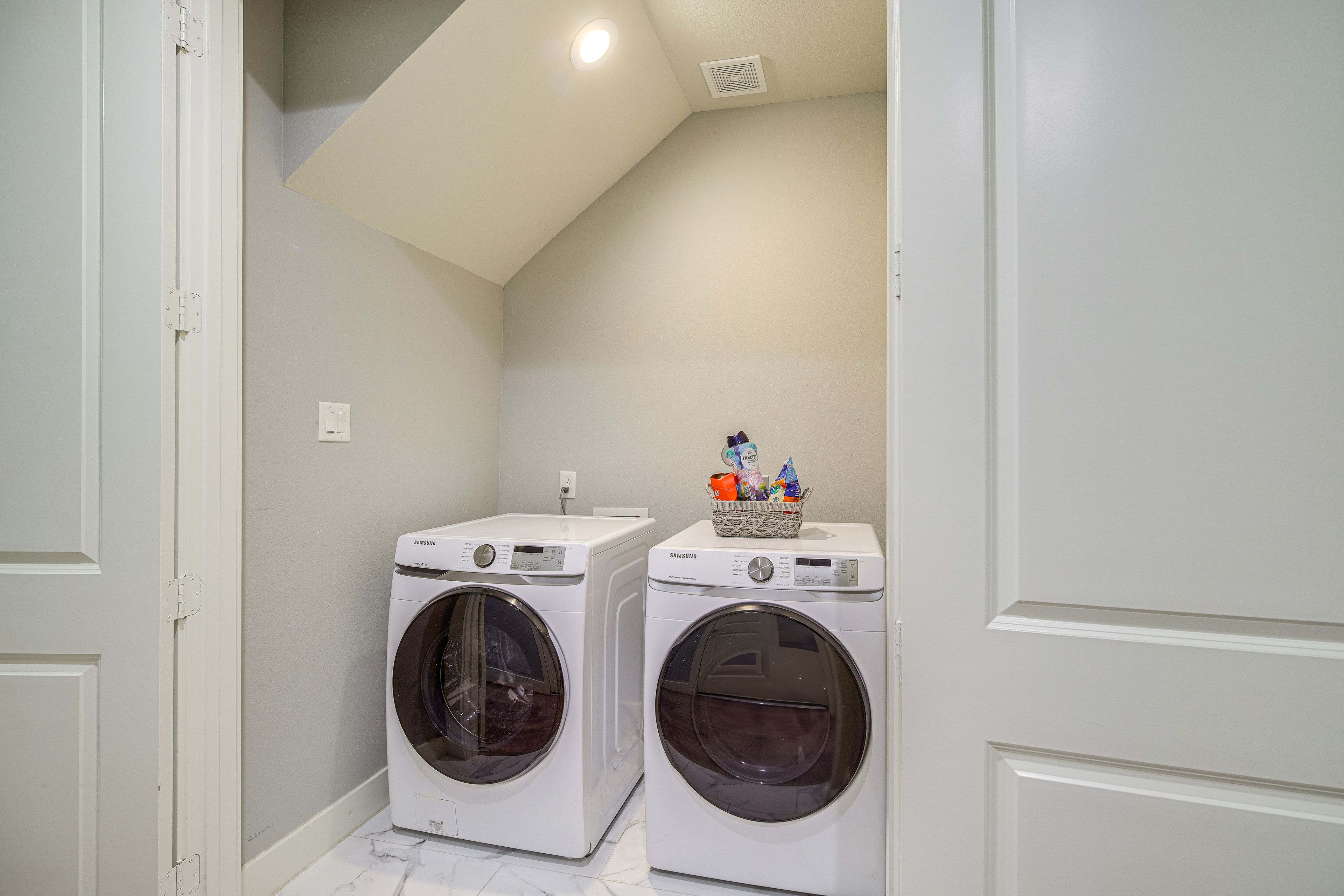 Laundry Area | 1st Floor