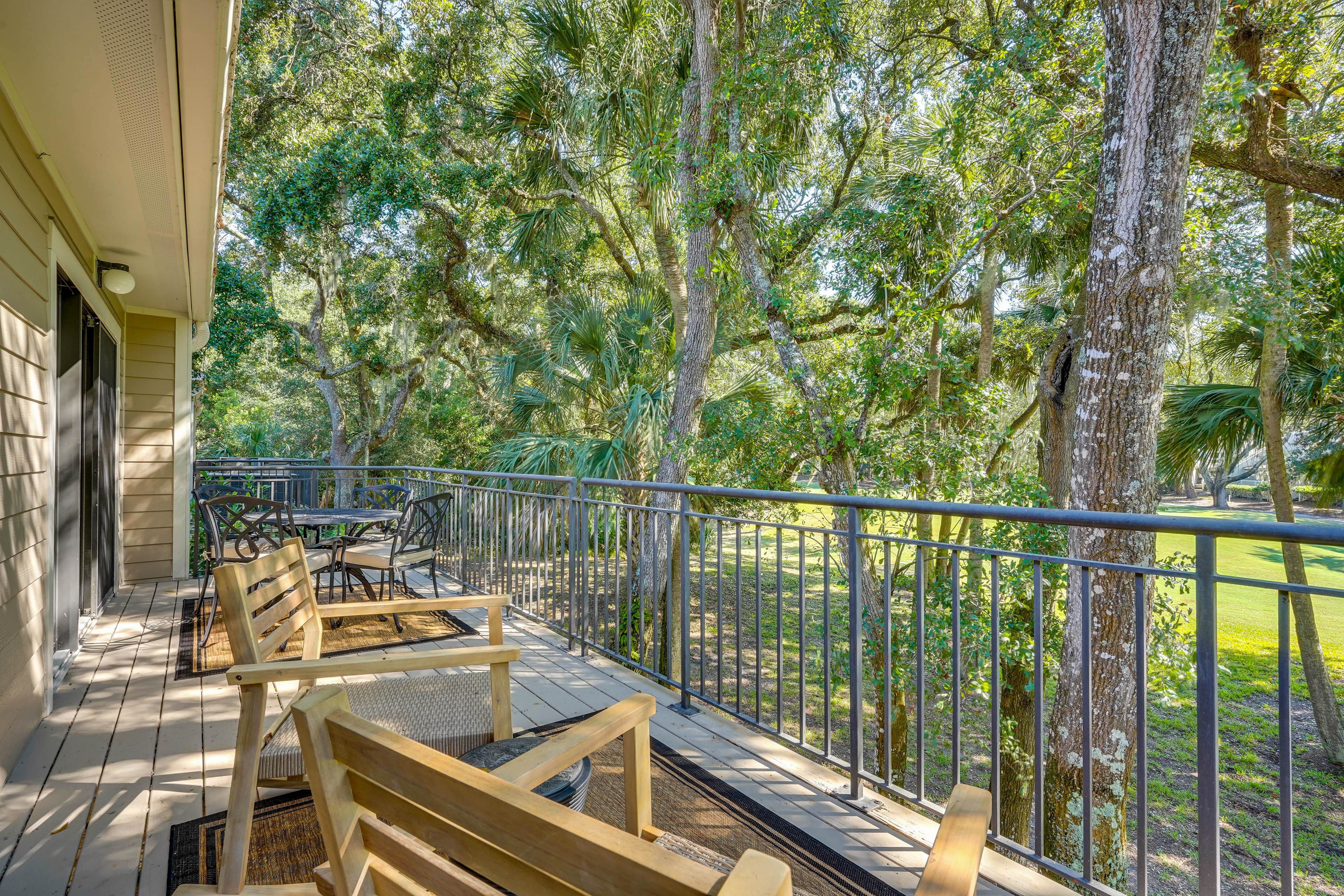 Furnished Balcony | Golf Course Views