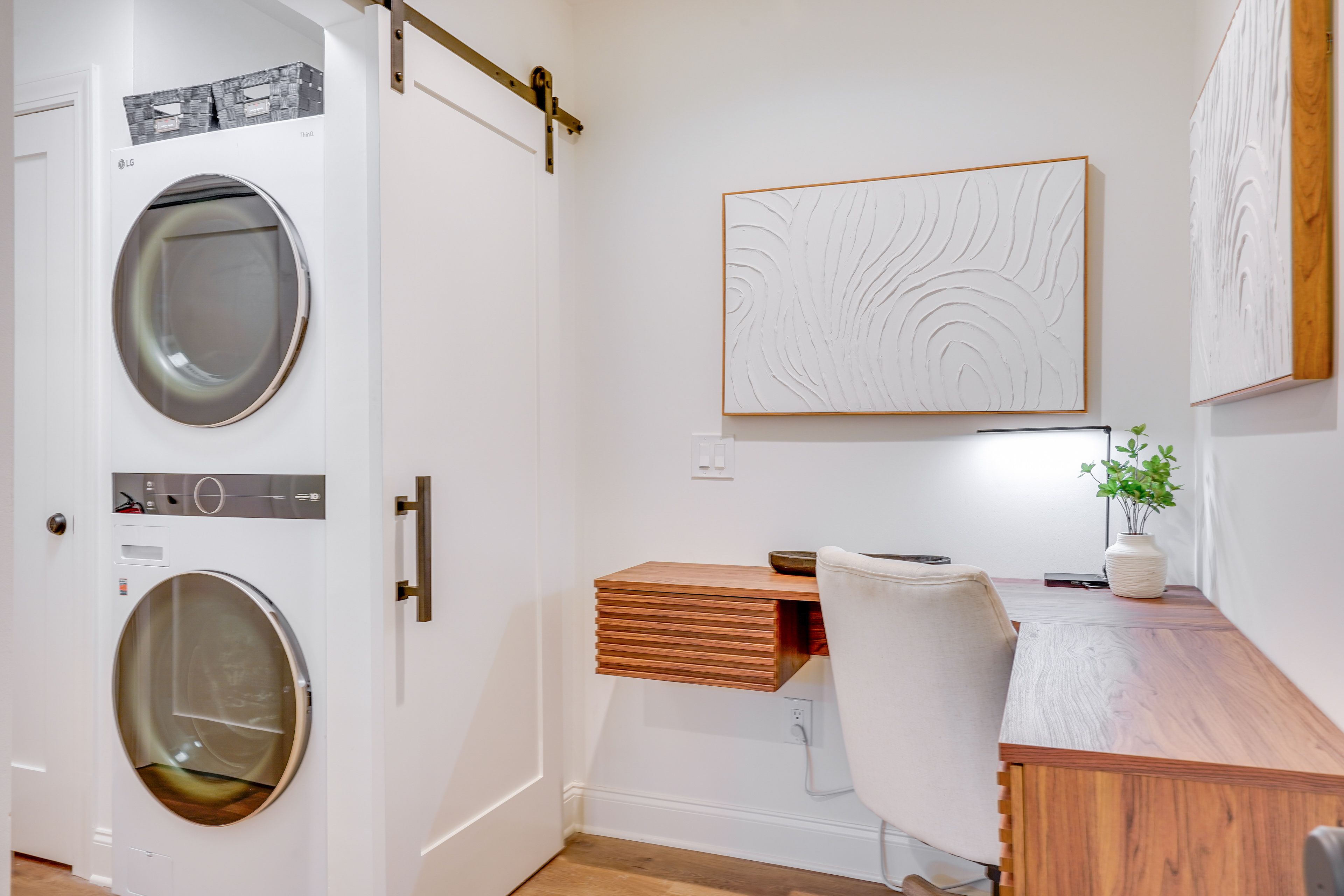 Workspace | Washer & Dryer