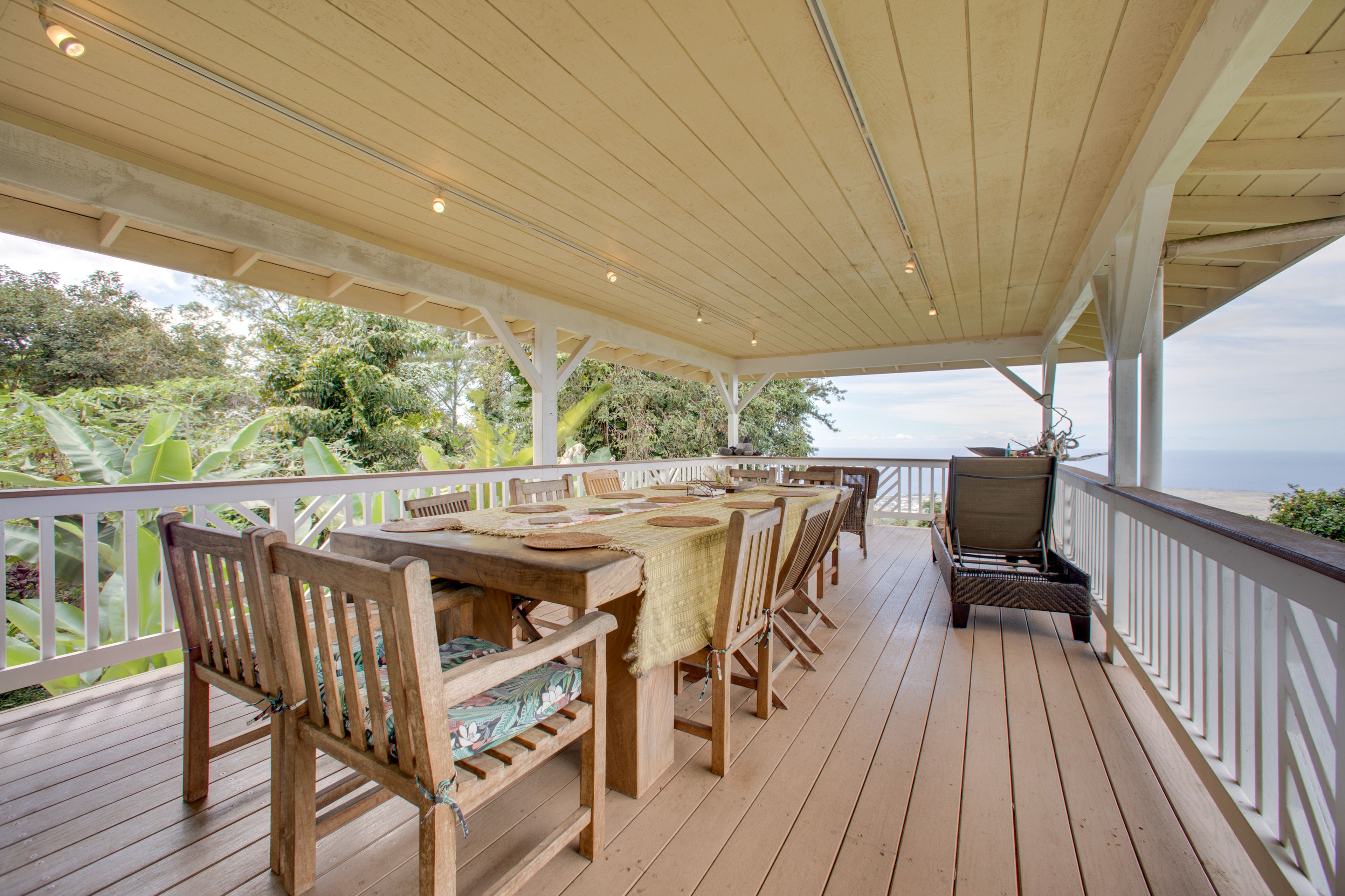 Outdoor Dining | Ocean Views