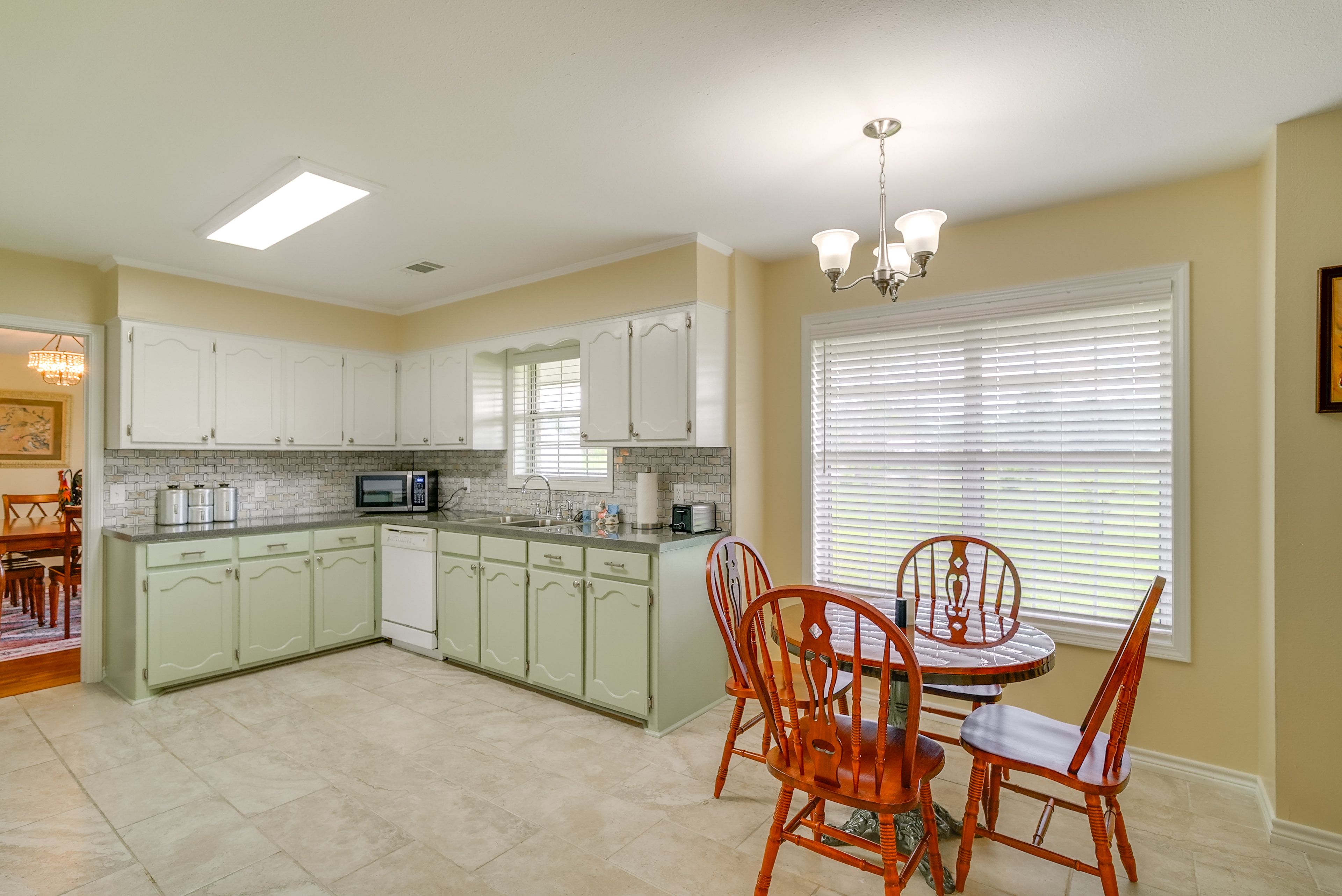 Kitchen | Dishwasher | Keurig Coffee Maker