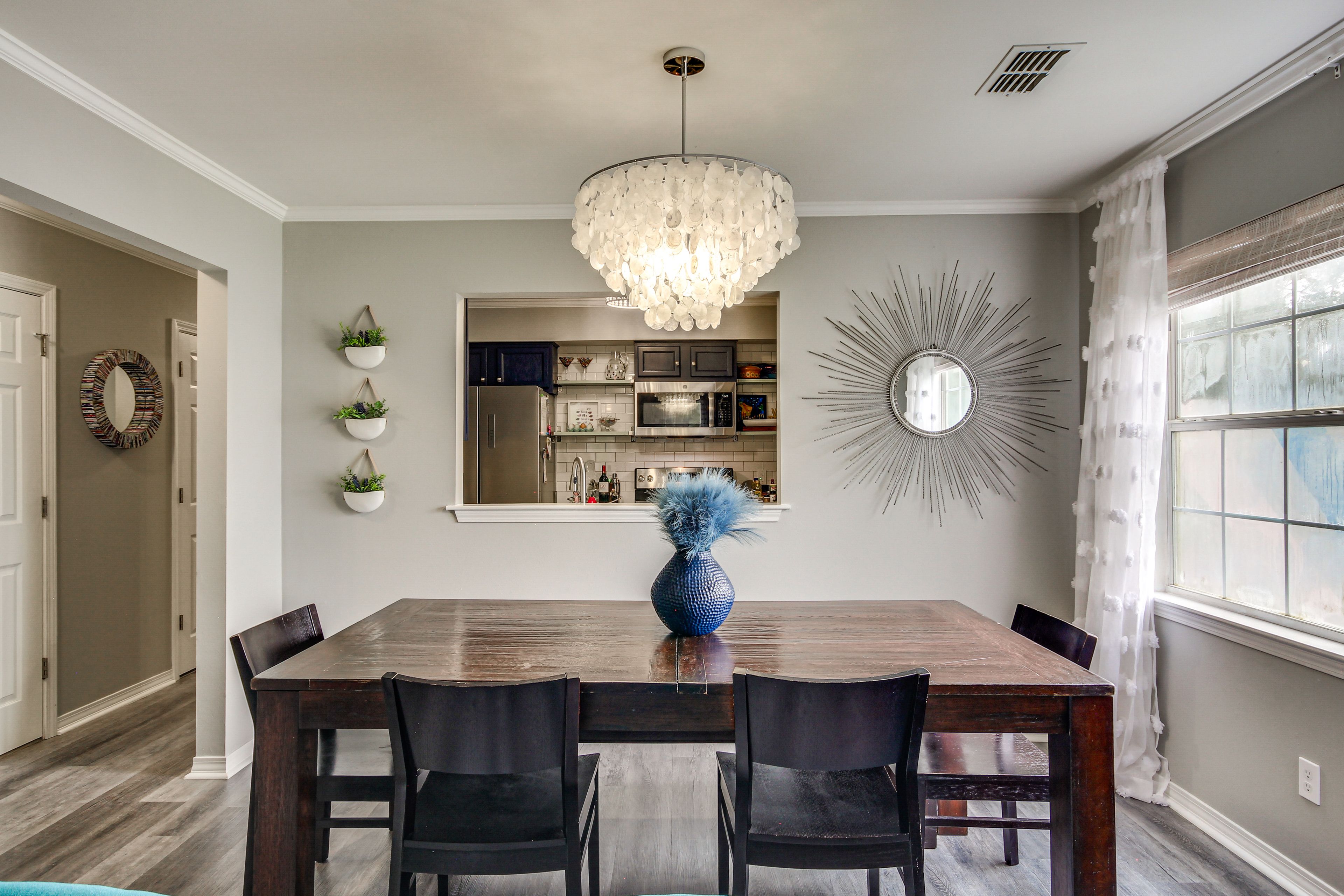 Dining Area | 1st Floor | Dishware/Flatware | Trash Bags/Paper Towels