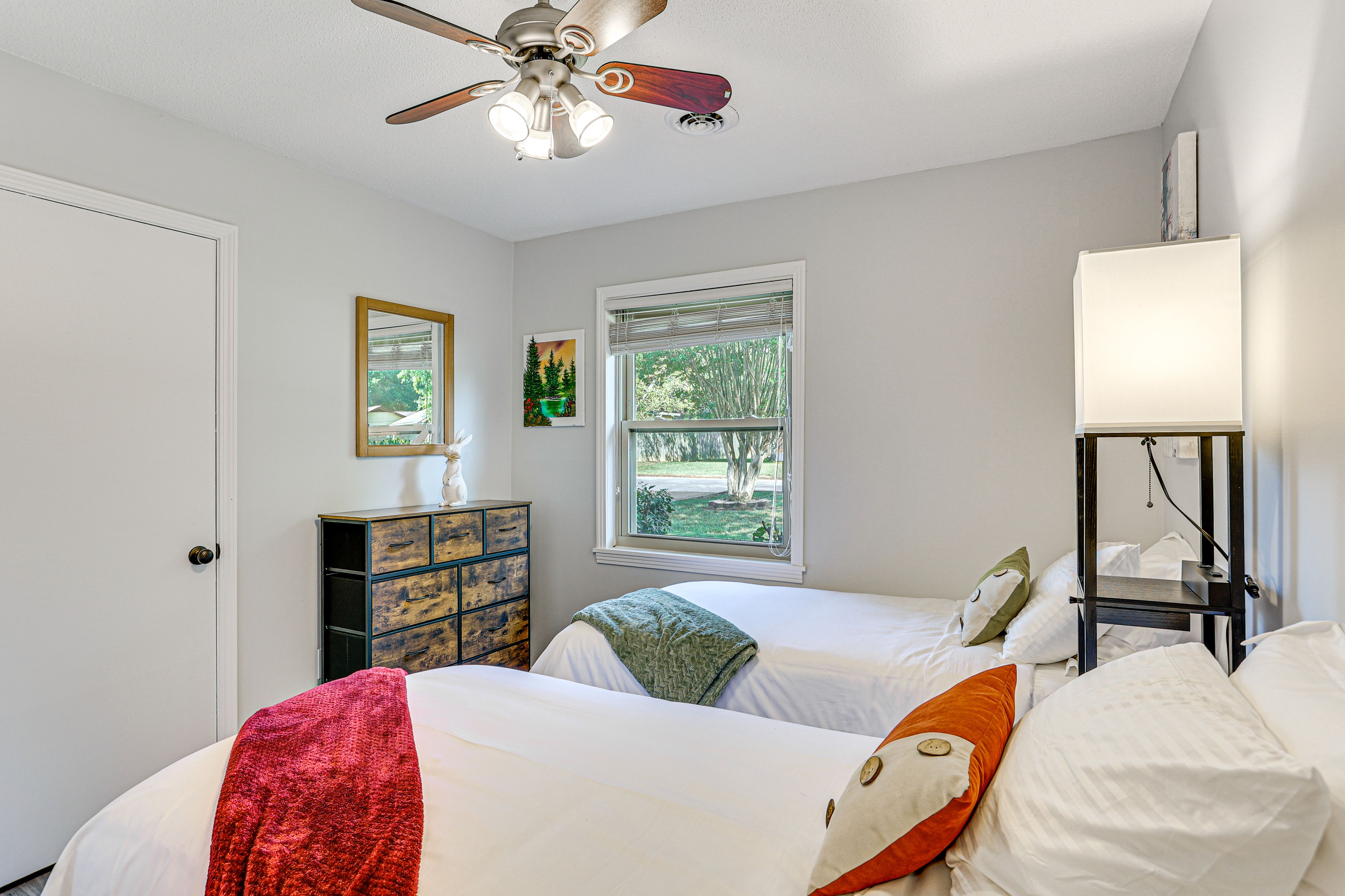Bedroom 2 | 2 Twin Beds | Walk-In Closet