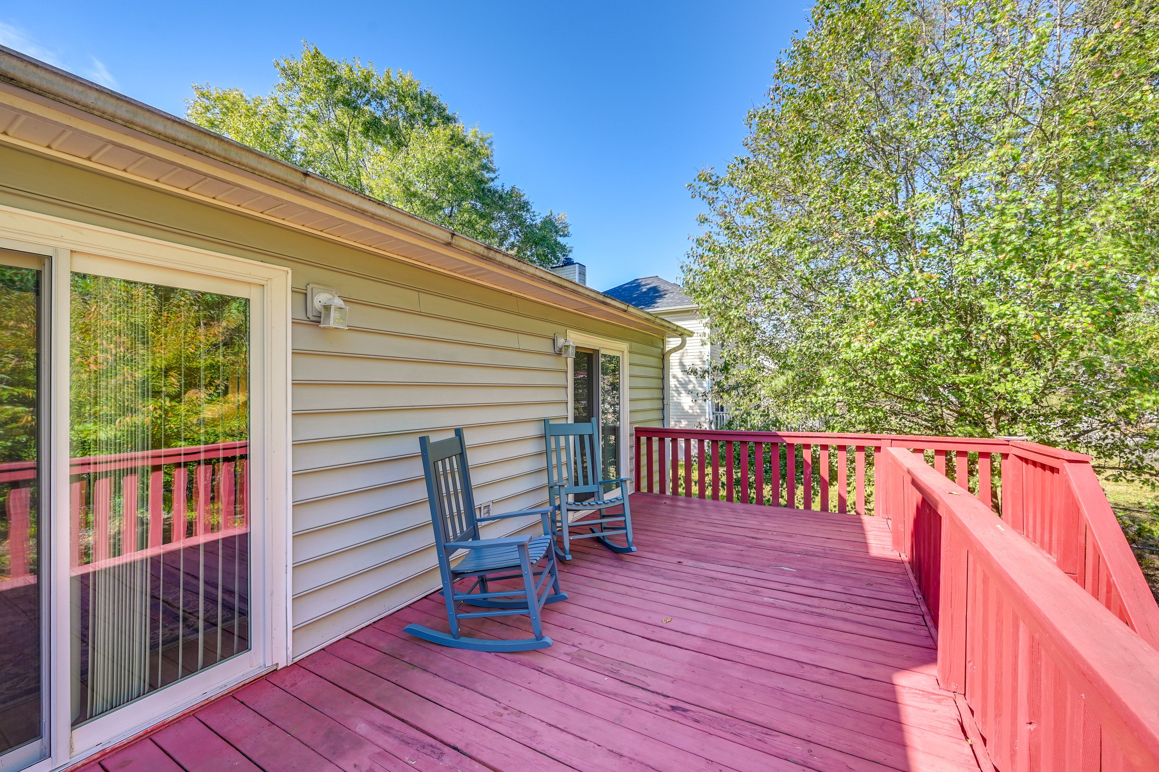Private Deck
