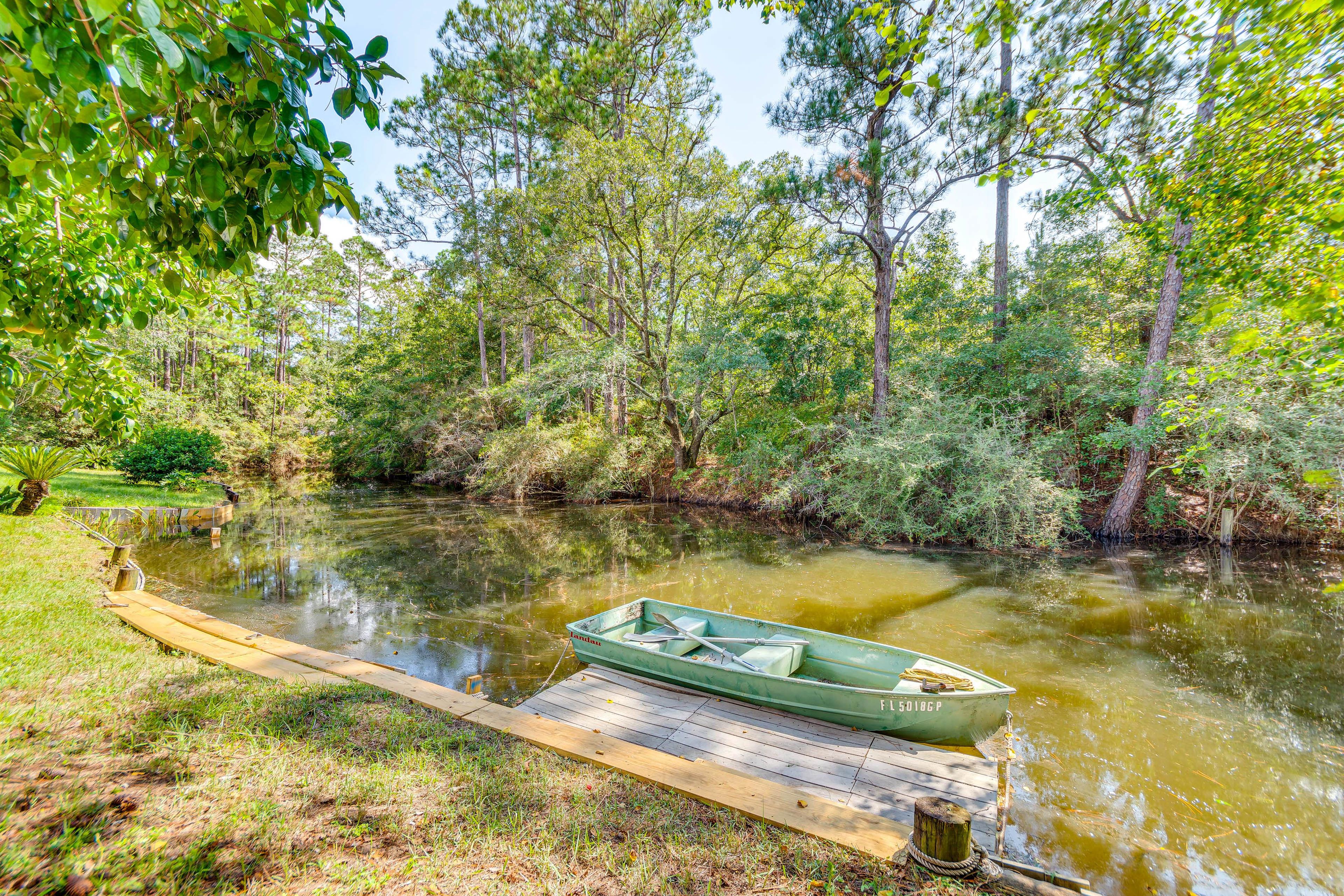 Bayou Access | Dock | Rowboat