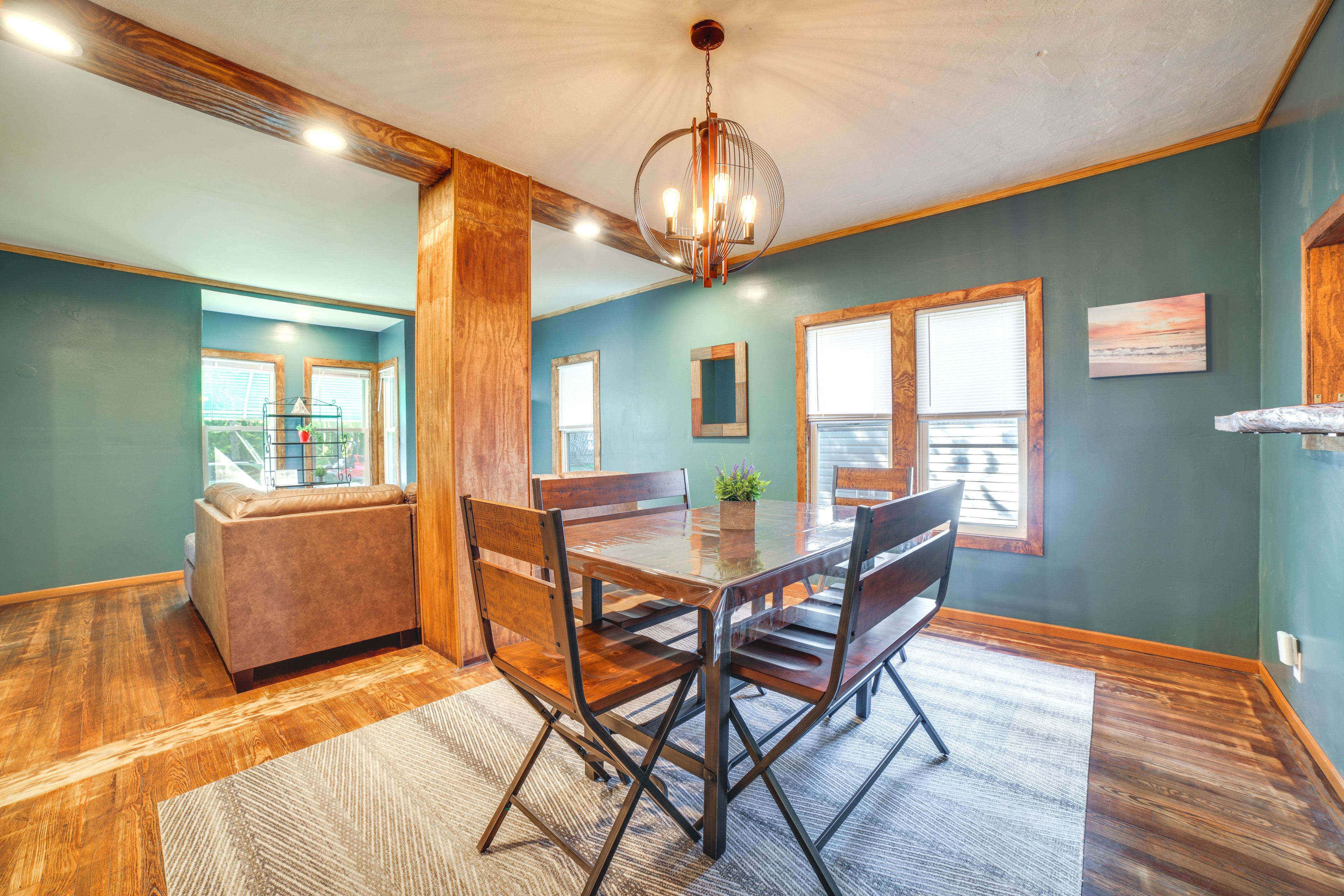 Dining Area | Dishware & Flatware