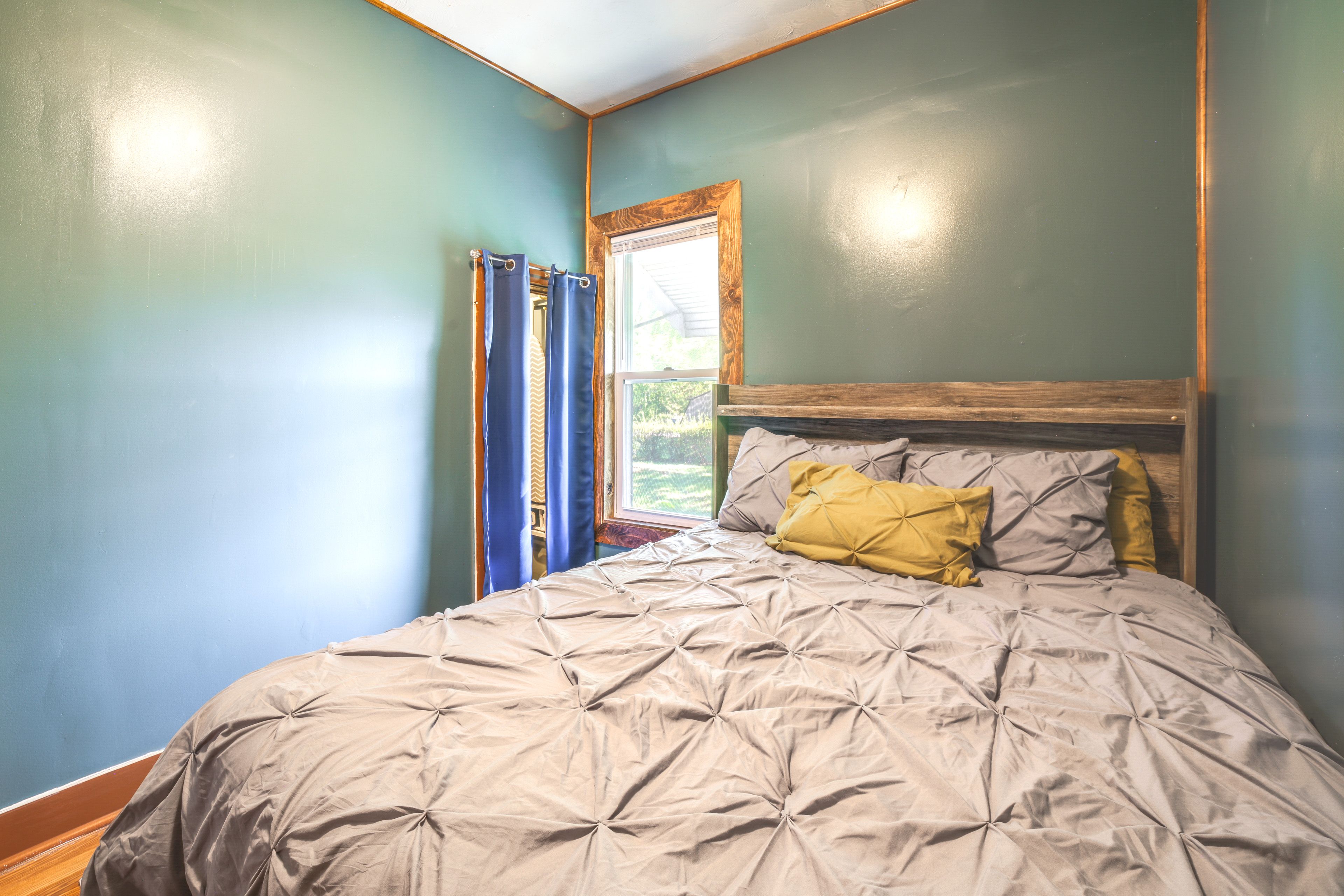 Bedroom 1 | Queen Bed | Linens Provided | Smart TV
