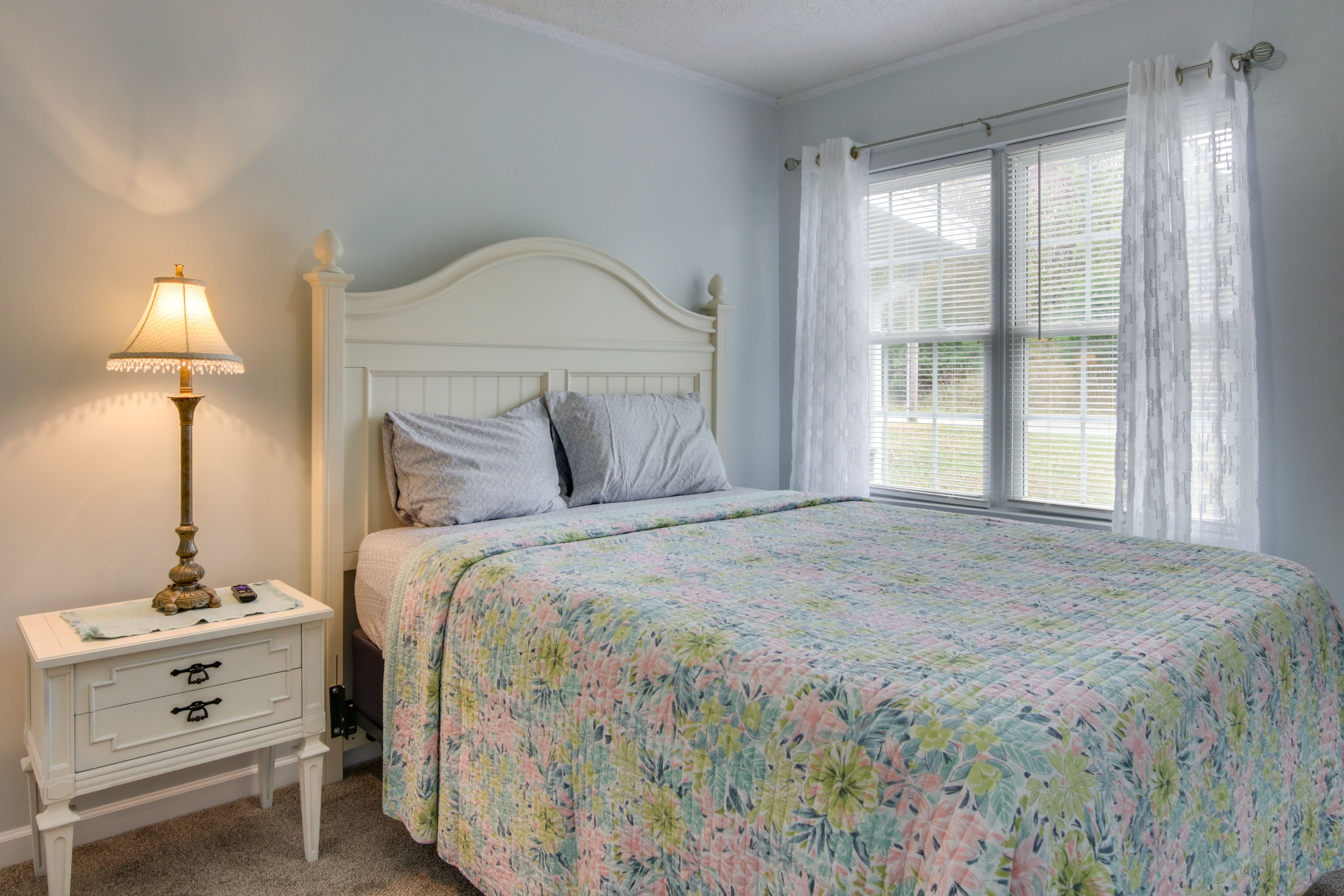 Bedroom 1 | Queen Bed | Flat-Screen TV