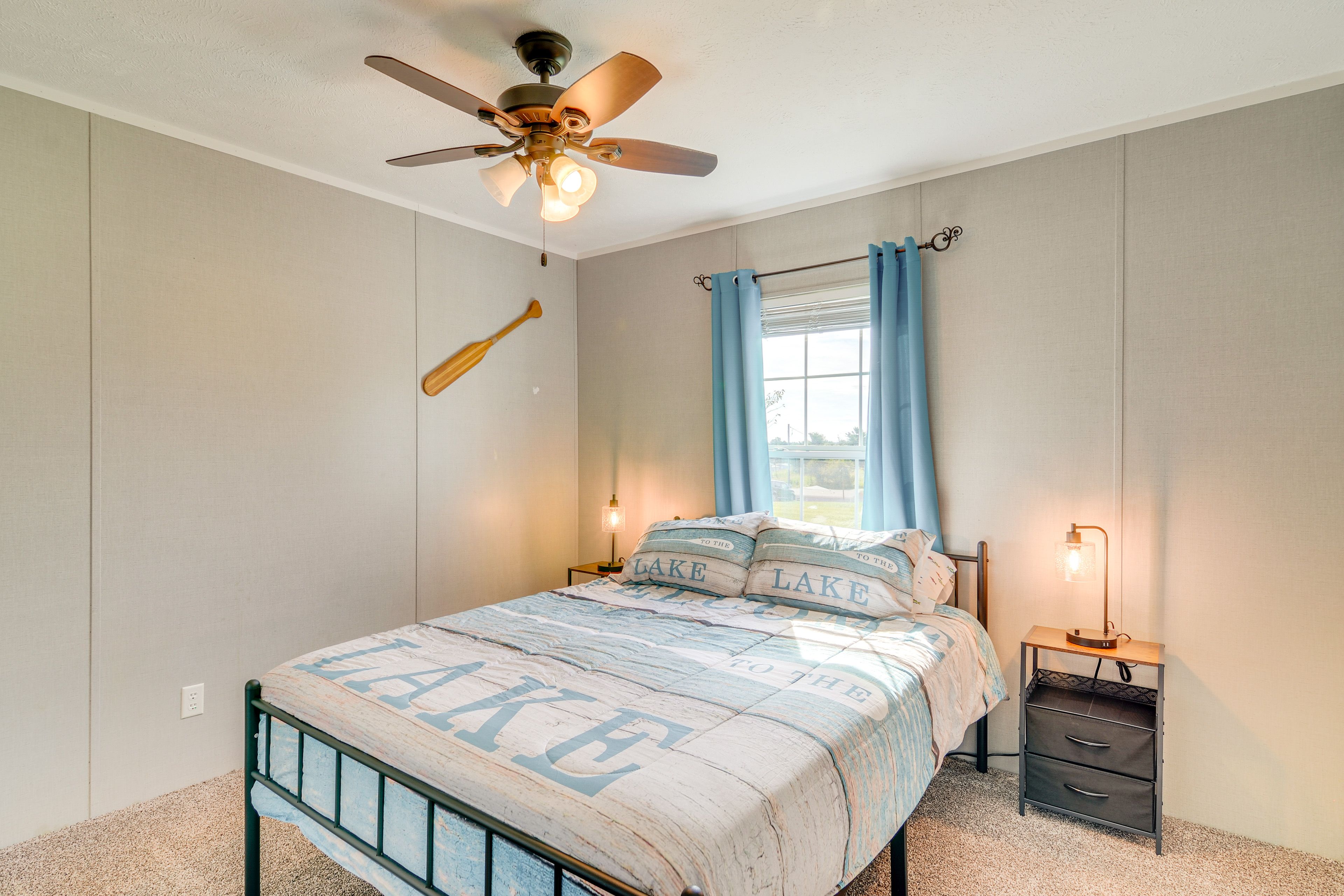 Bedroom 2 | Queen Bed