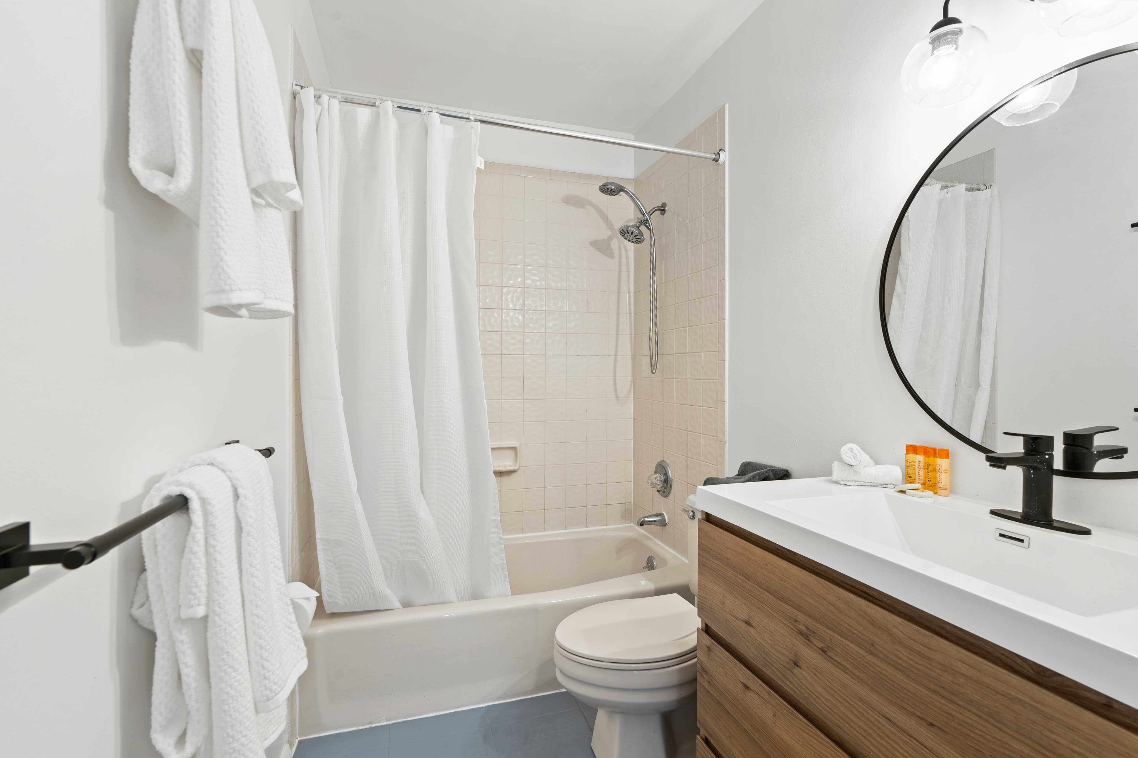 Full Bathroom | Lower Floor