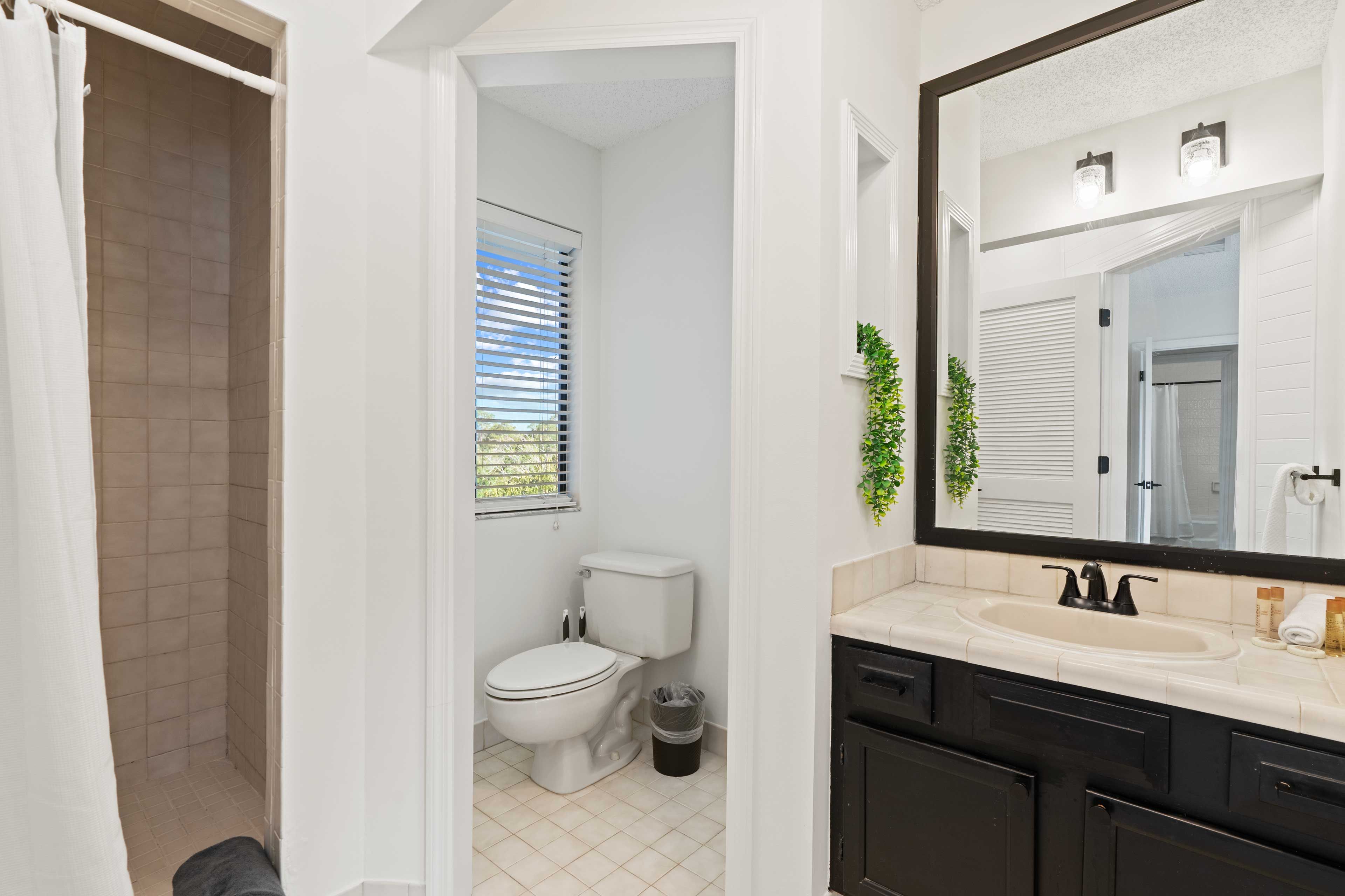 En-Suite Bathroom | Main Floor