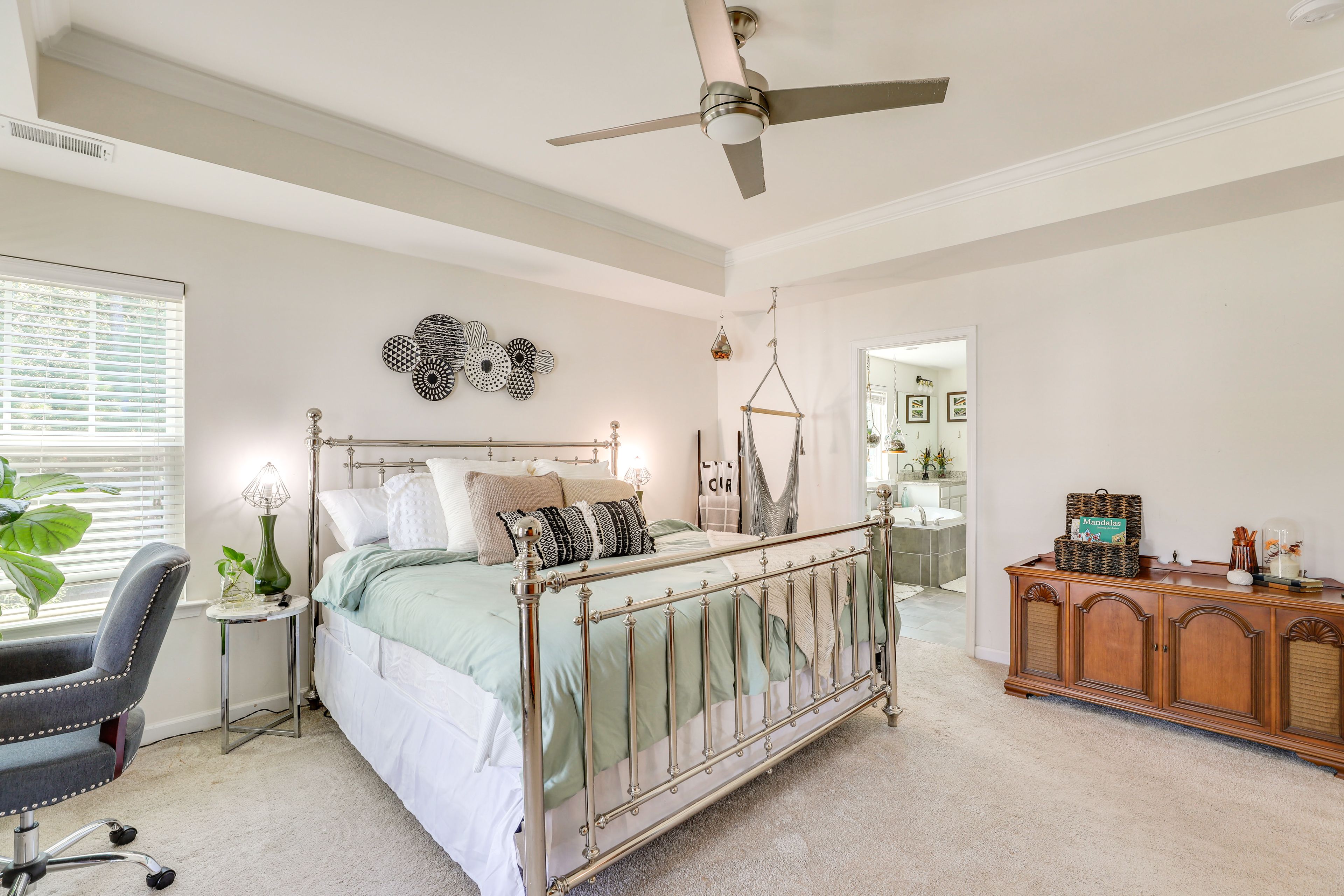 Bedroom 2 | King Bed | 2nd Floor | Balcony Access