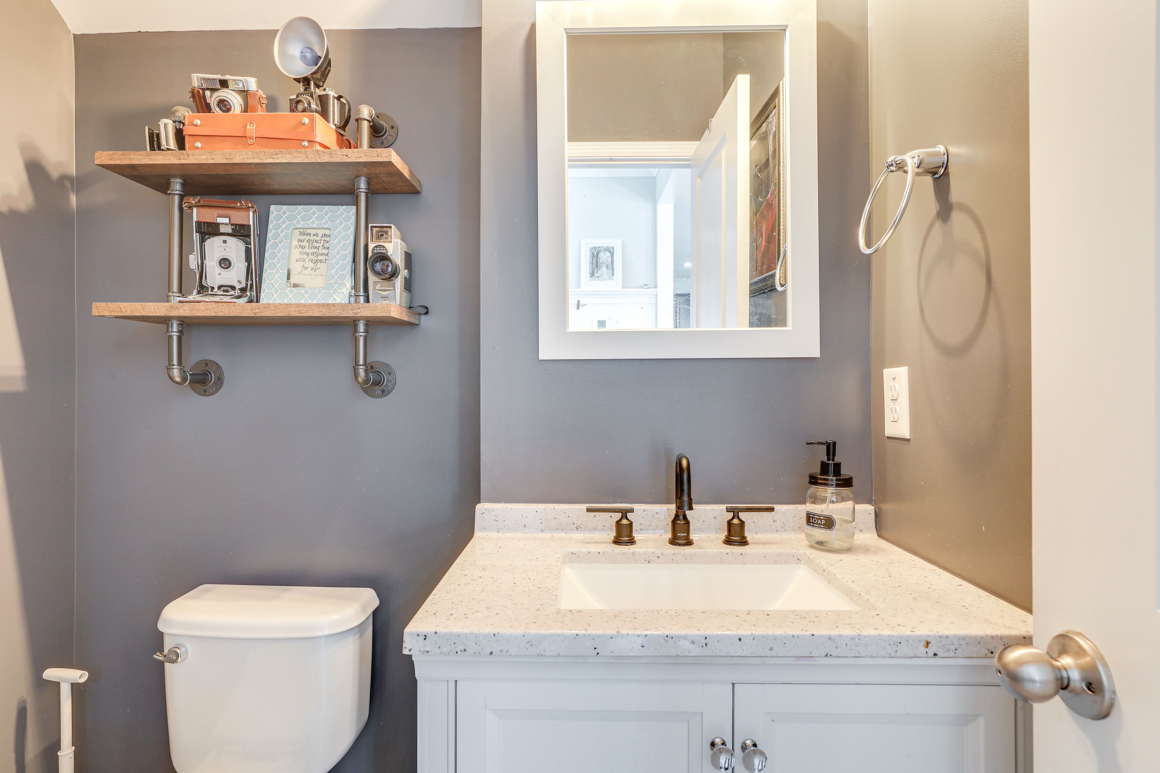 Half Bathroom | 1st Floor