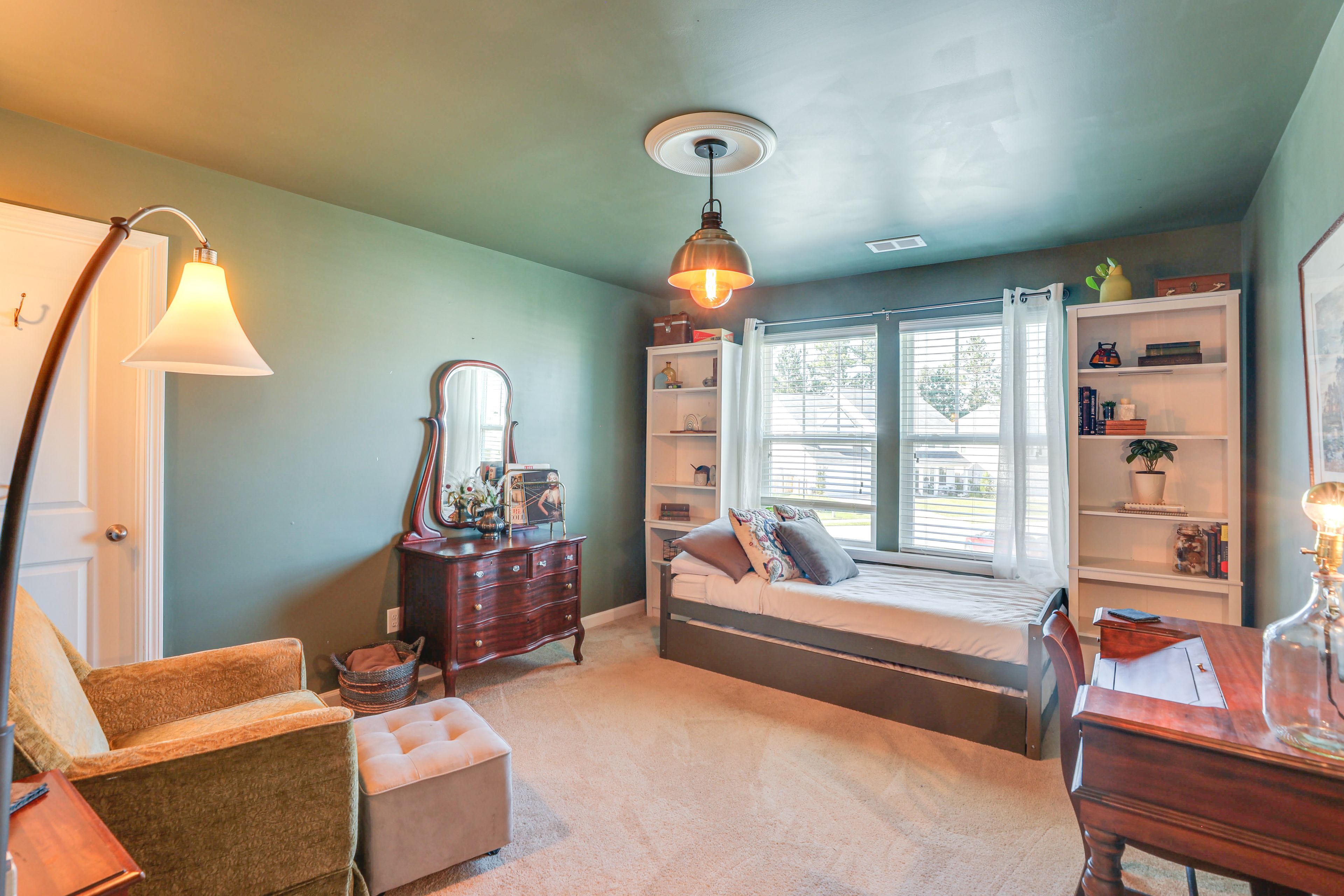 Bedroom 4 | Twin Daybed w/ Twin Trundle | 2nd Floor | Dedicated Workspace