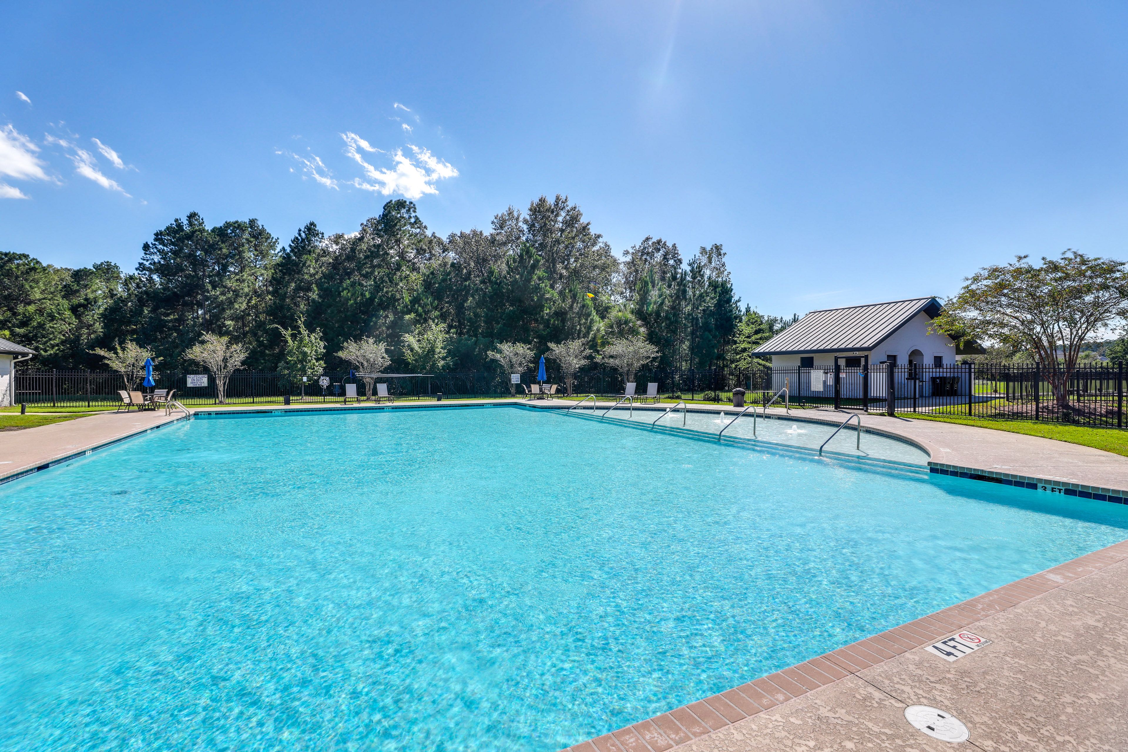 Spring Grove Plantation | Community Amenities | Seasonal Outdoor Pool
