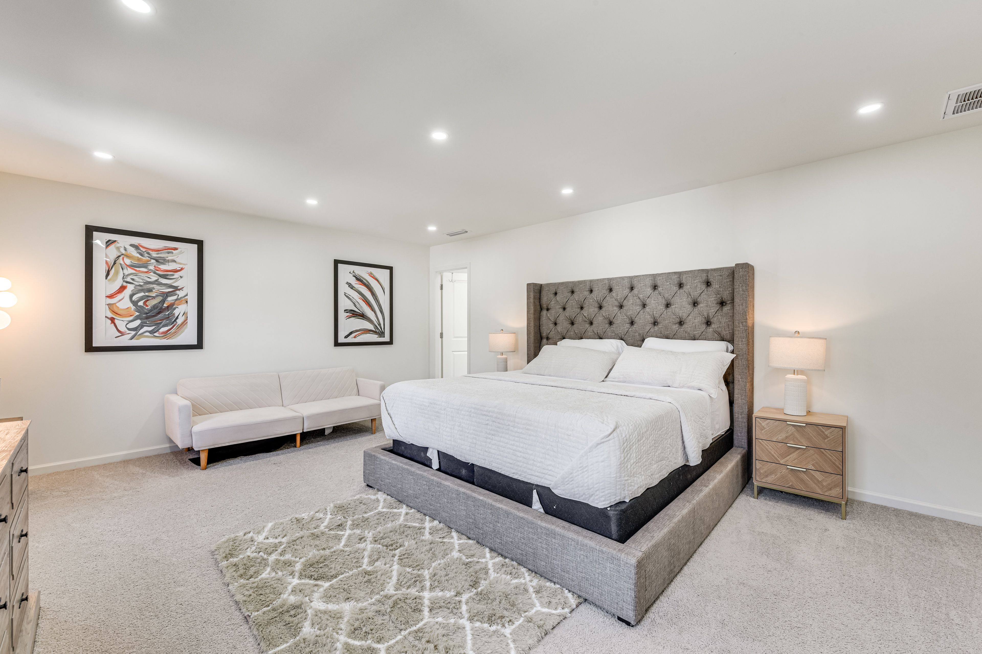 Bedroom 2 | 2nd Floor | King Bed