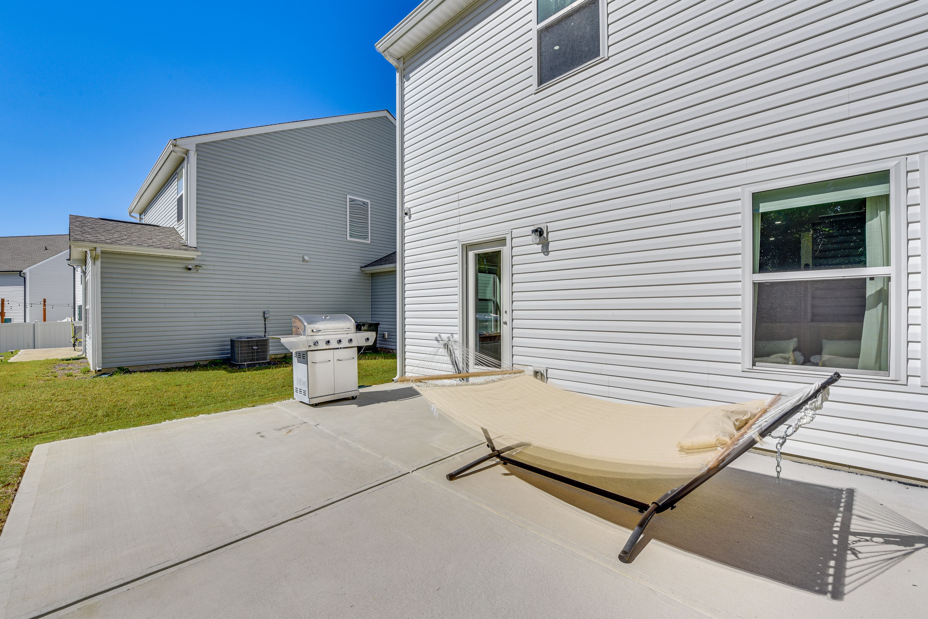 Patio | Hammock | Gas Grill (Propane Provided)