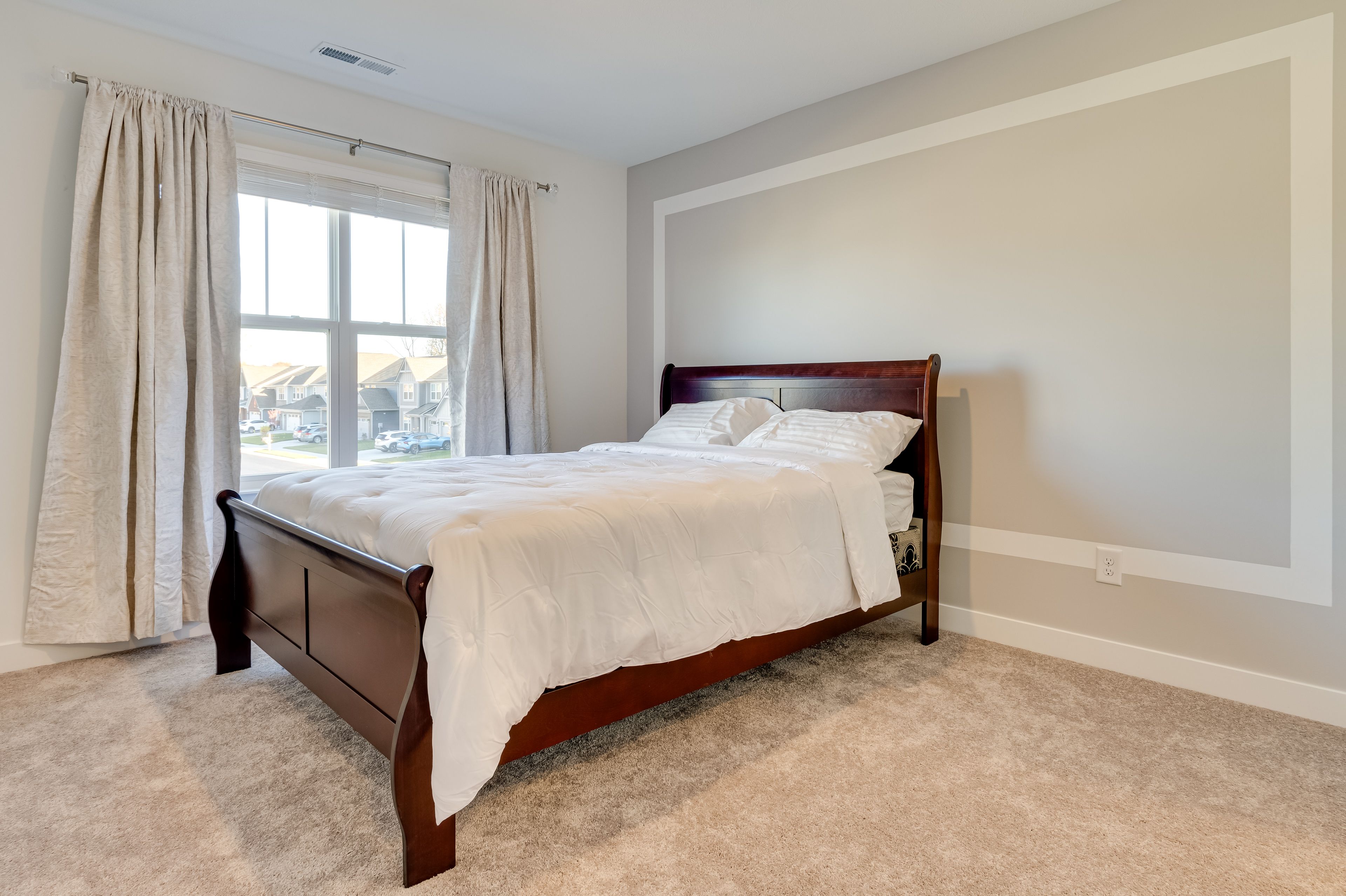 Bedroom 3 | 2nd Floor | Queen Bed