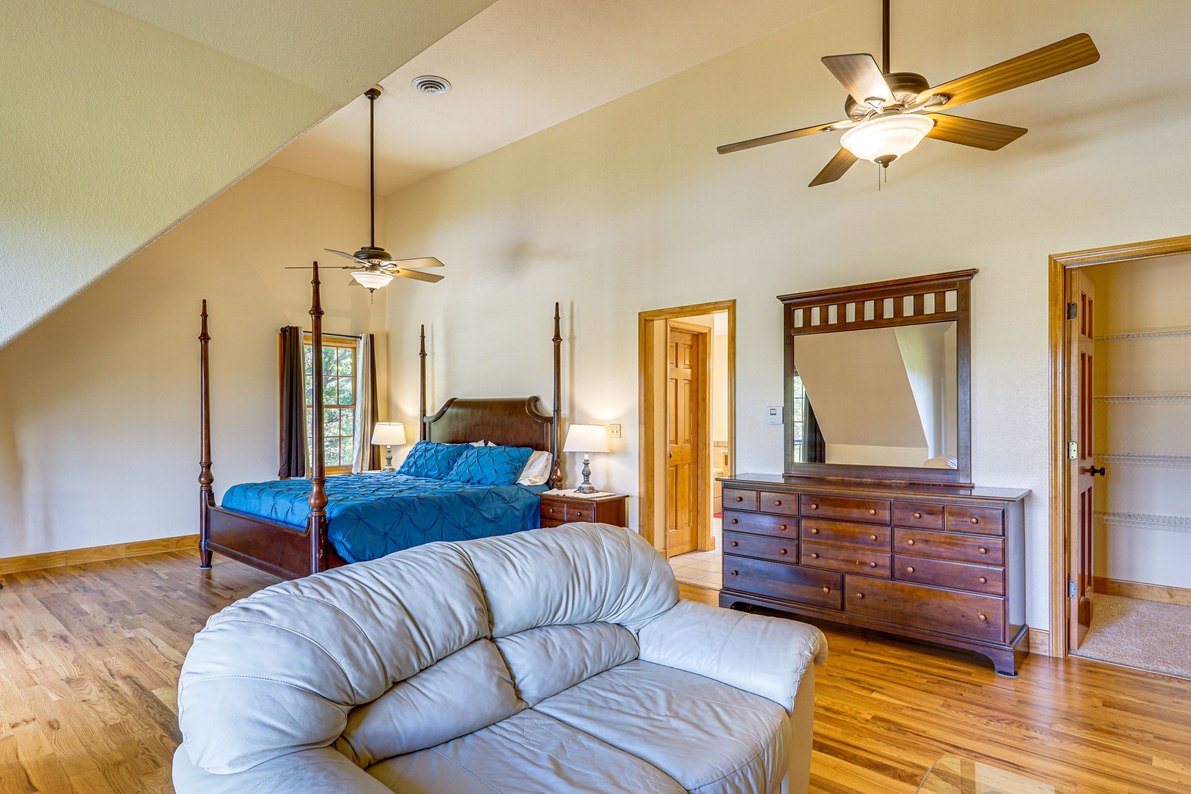 Bedroom Suite 1 | 2nd Floor | King Bed
