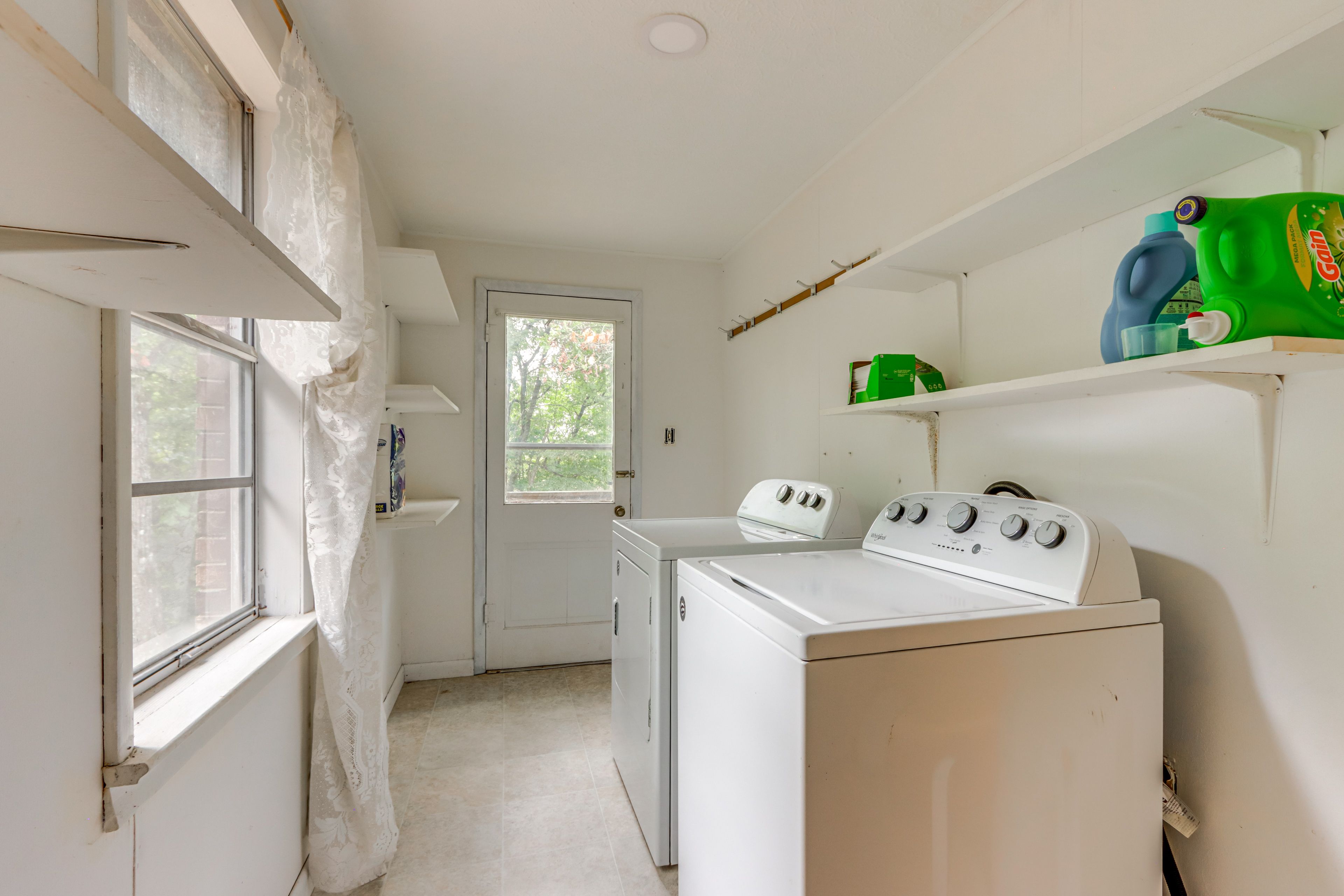 Washer & Dryer