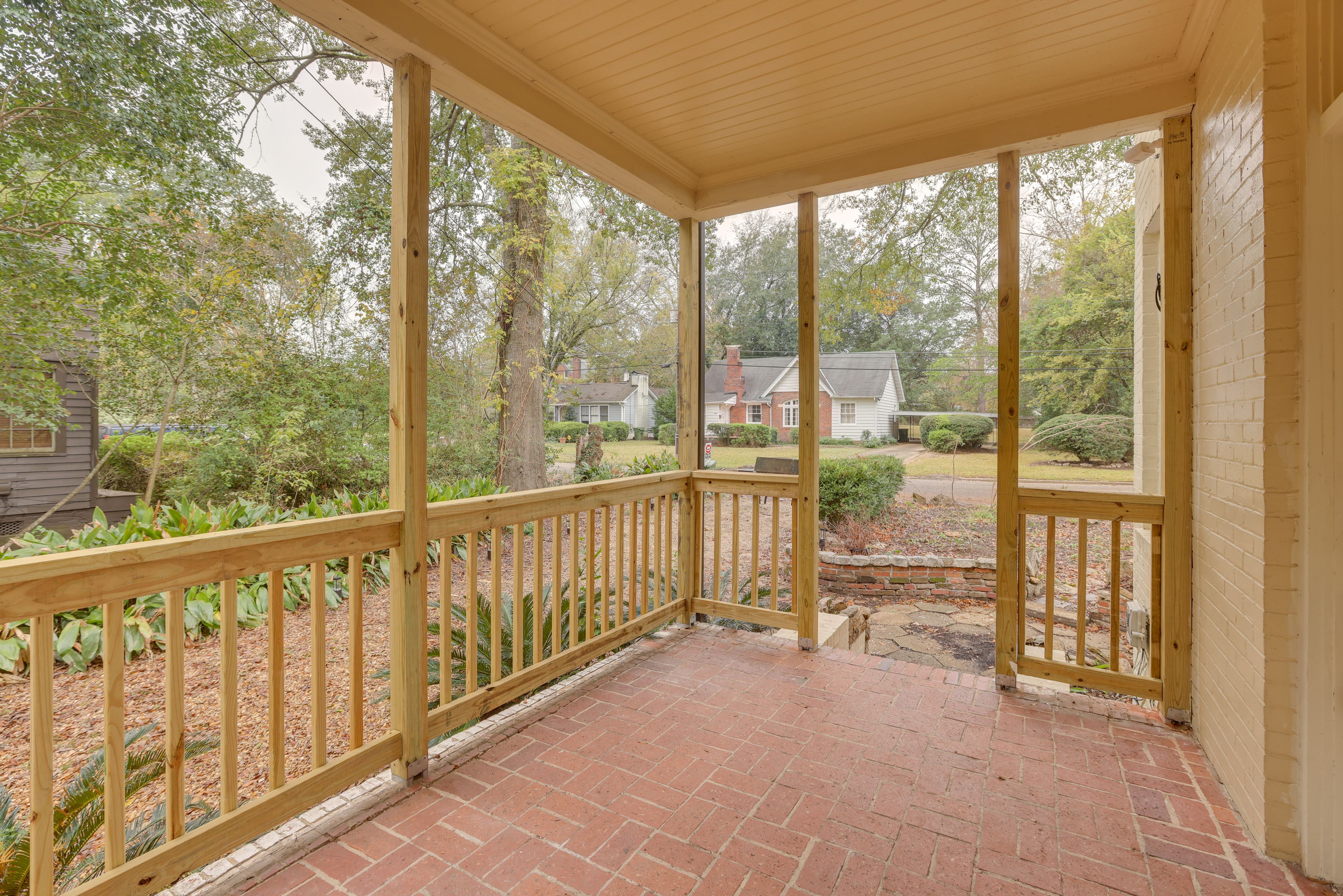 Private Porch | 2-Story Townhome | 1 Mi to ASU Stadium