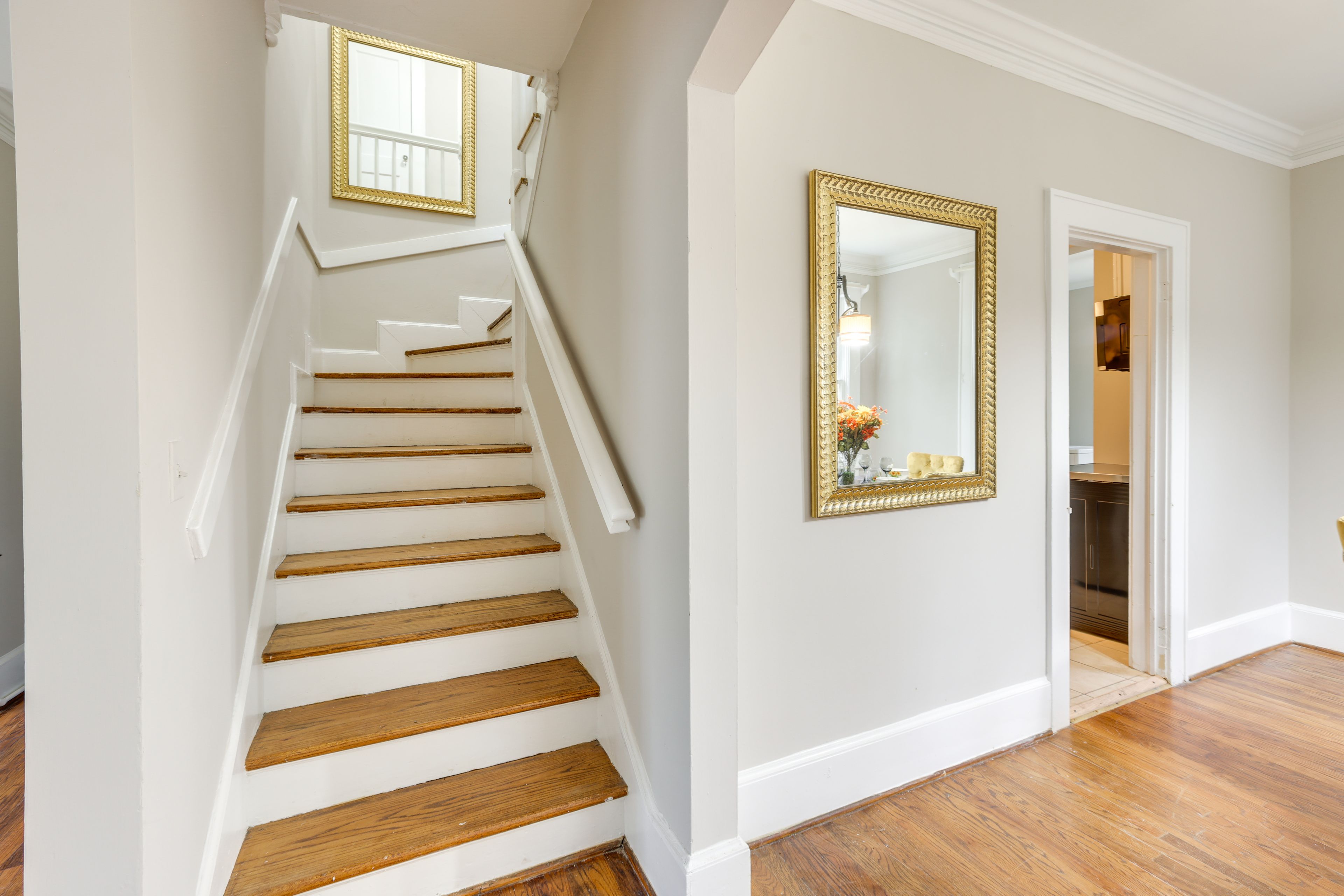 Stairs to 2nd Floor