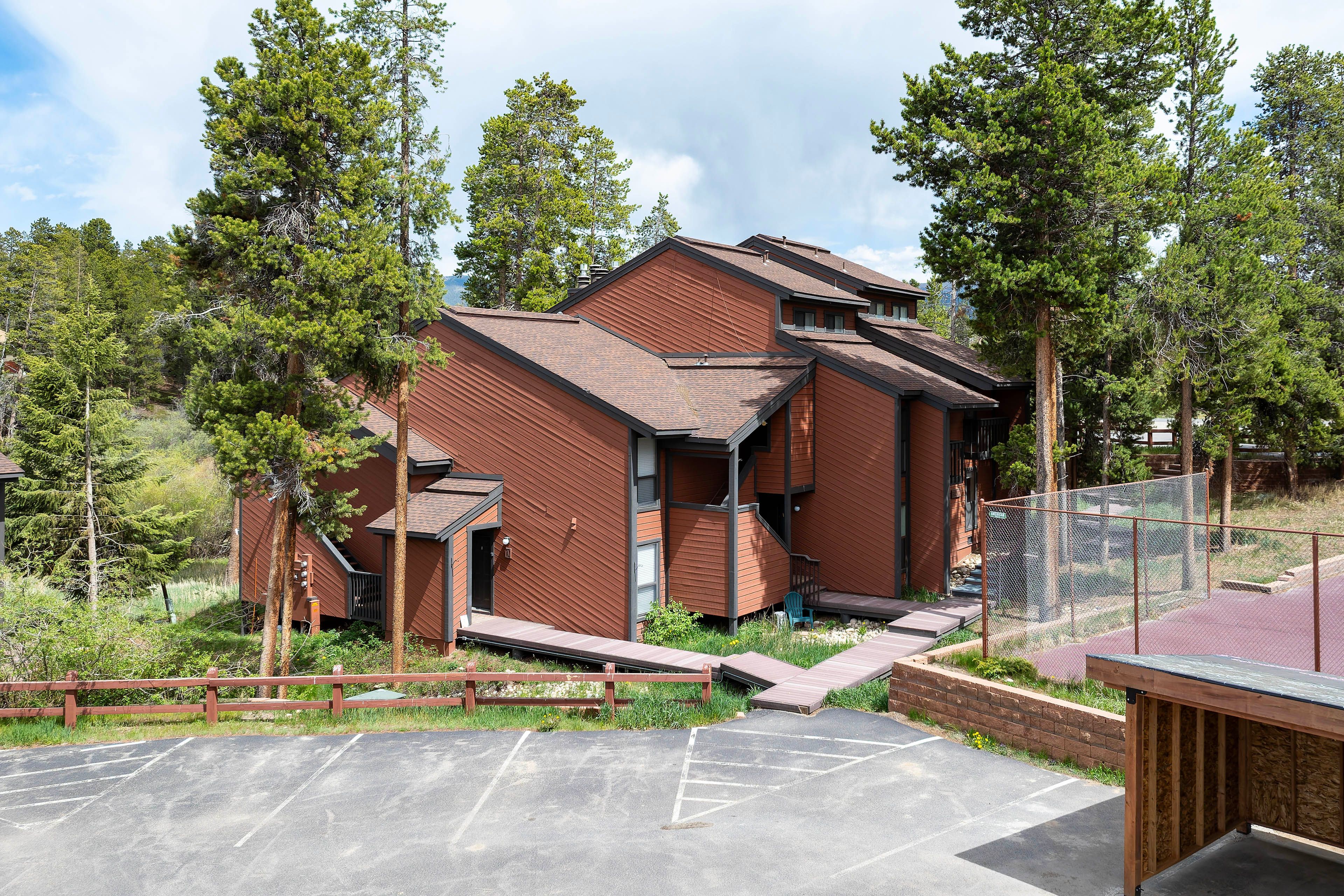 Building Exterior | Community Parking Lot (2 Vehicles)