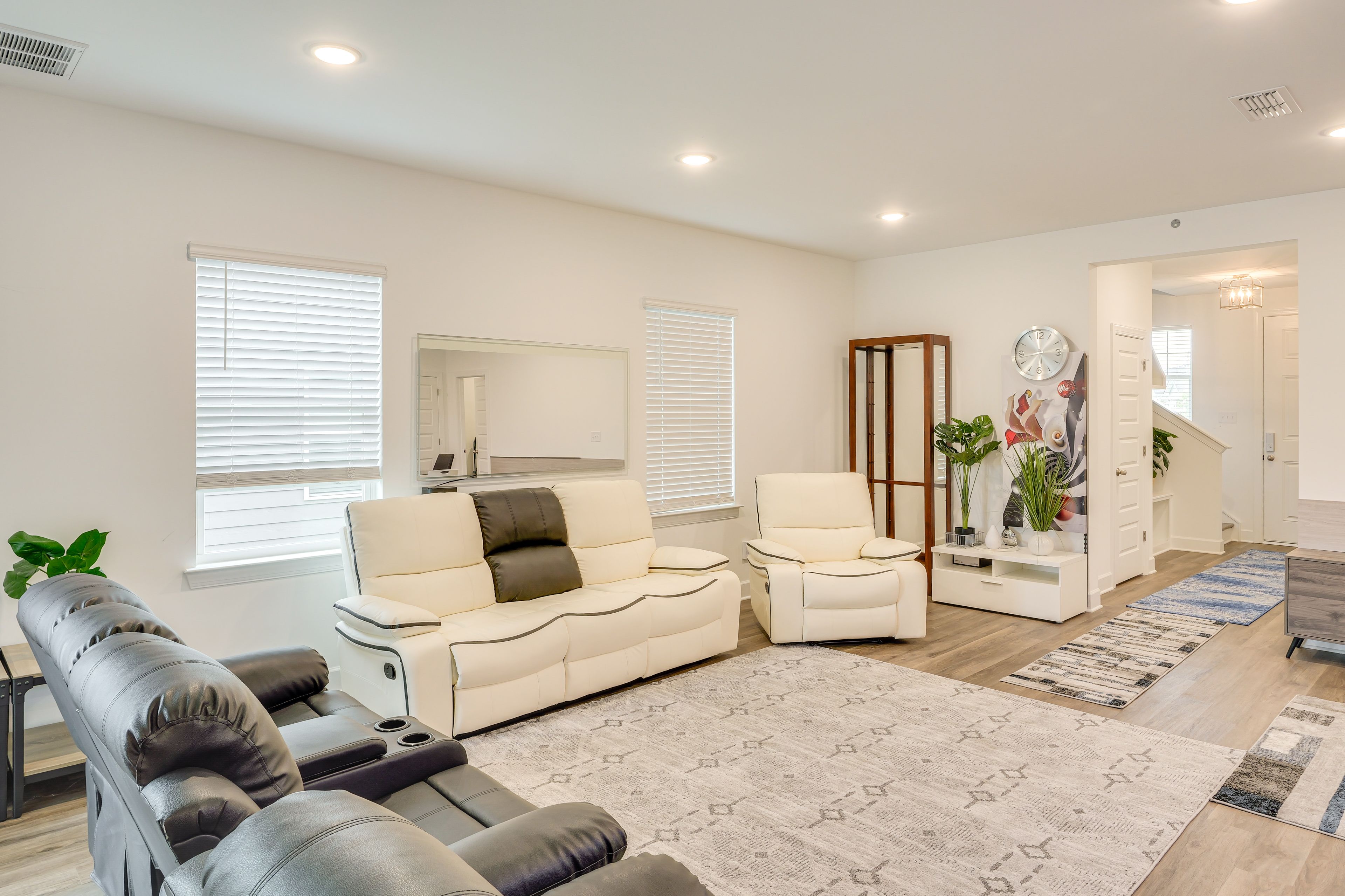 Main Living Room | 1st Floor