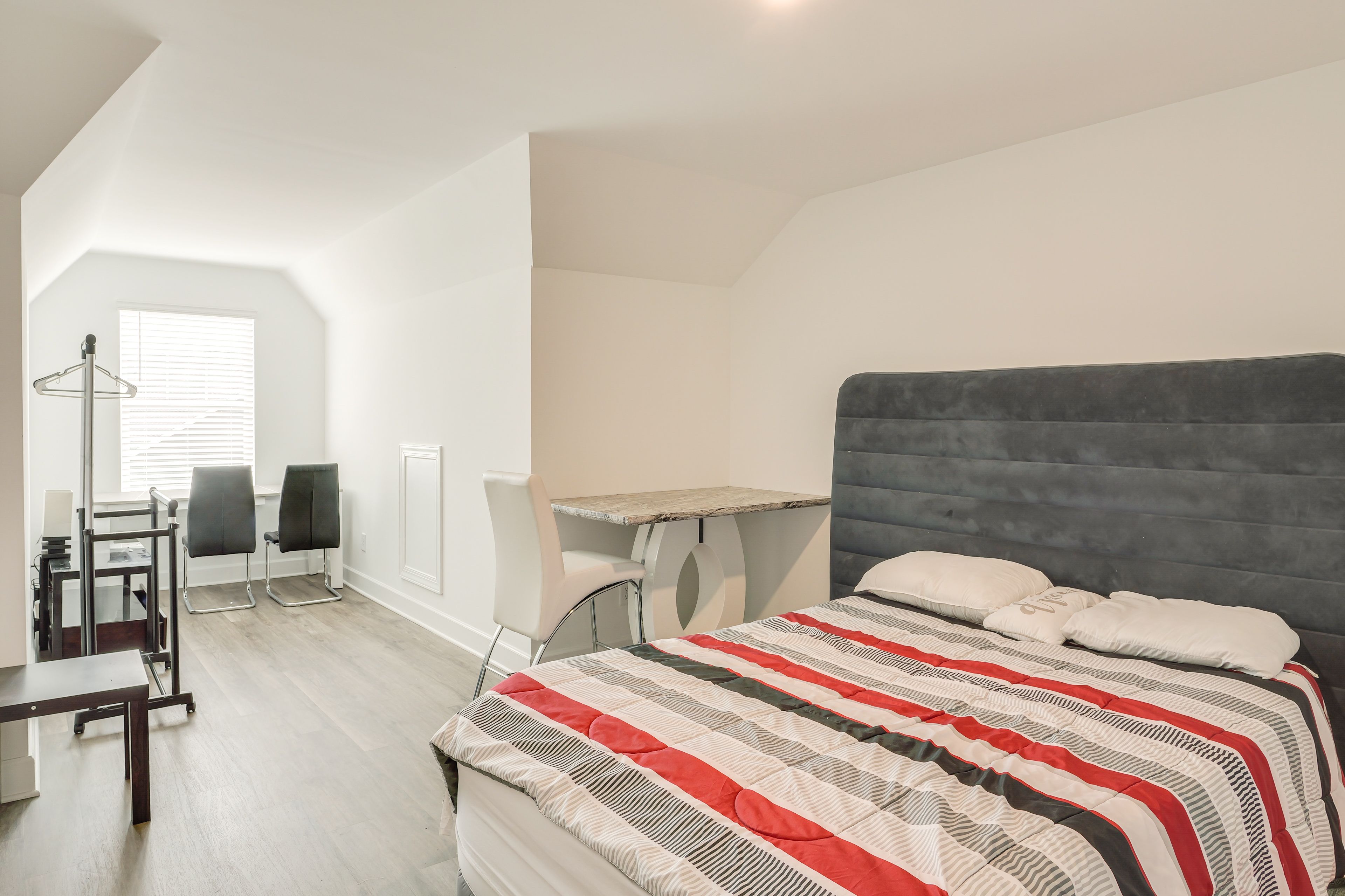 Bedroom 3 | 2nd Floor | King Bed