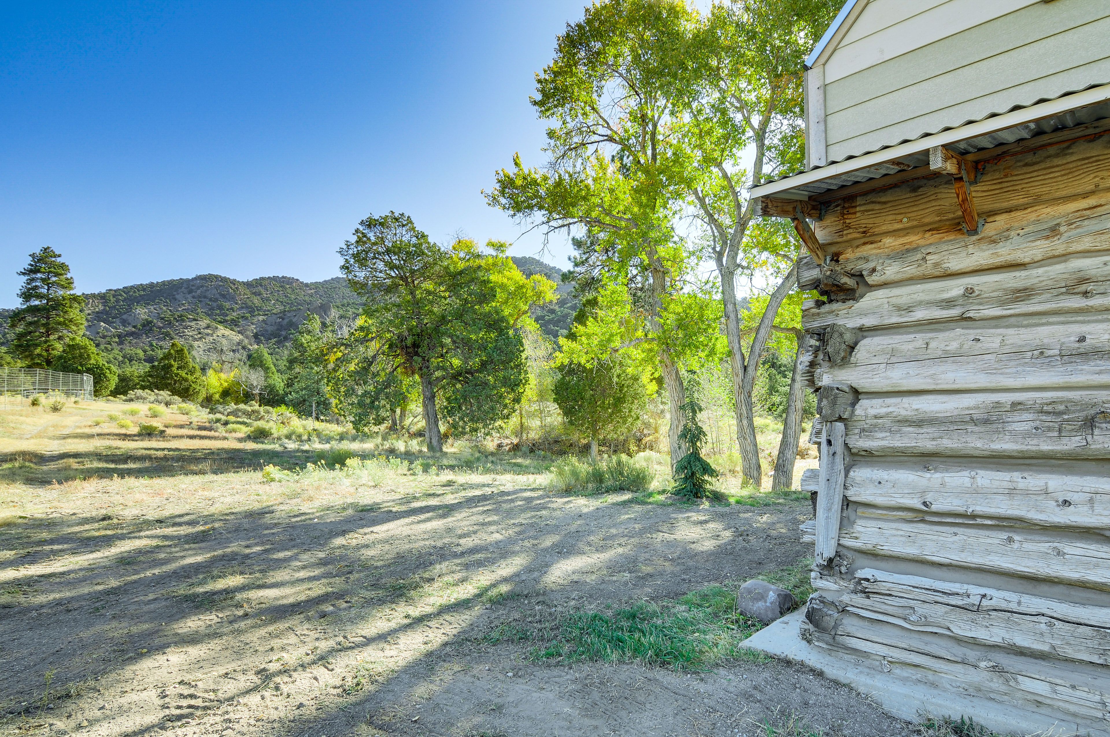 Exterior Surroundings