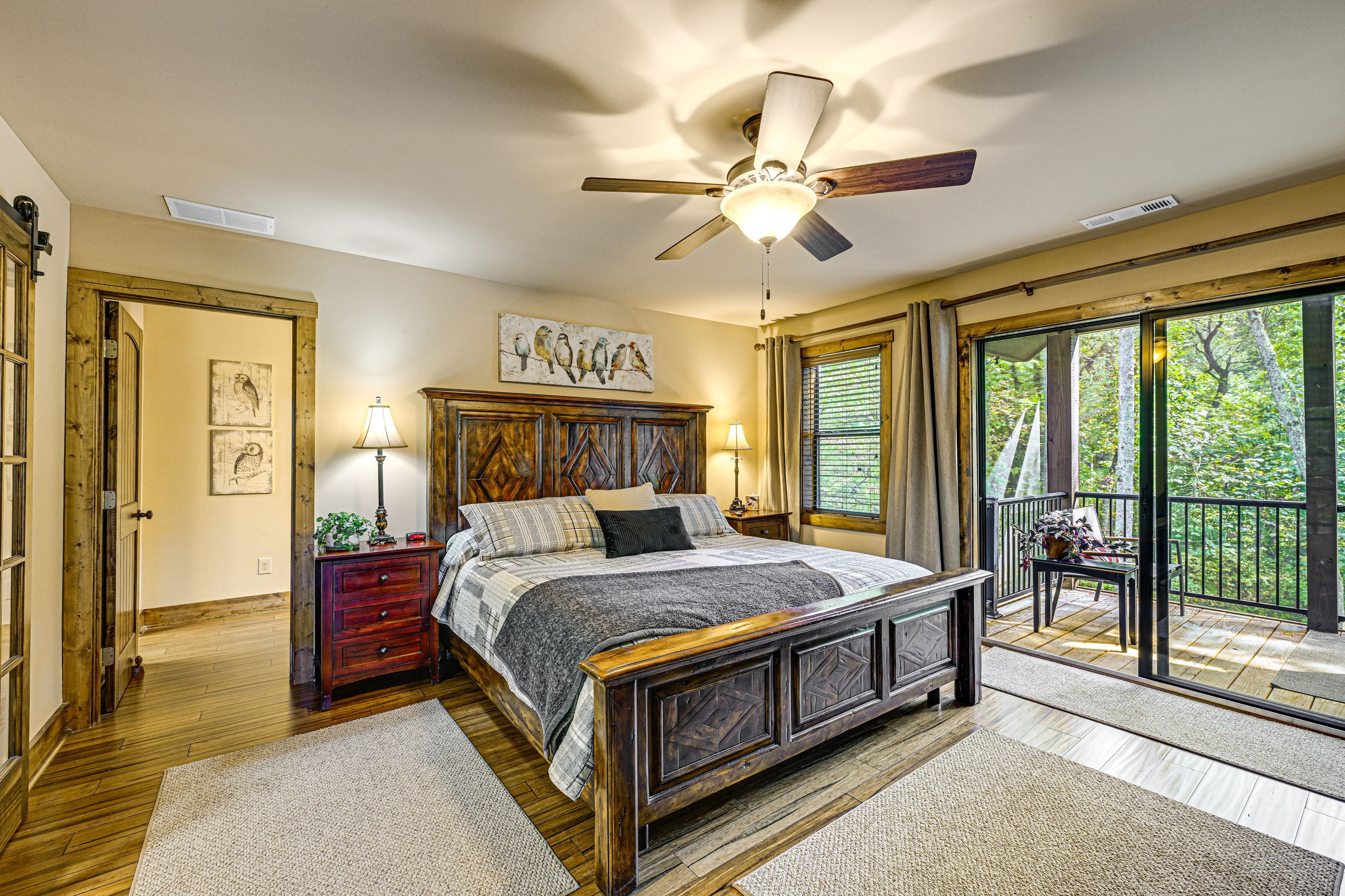 Bedroom 1 | Main Level | King Bed | Linens Provided