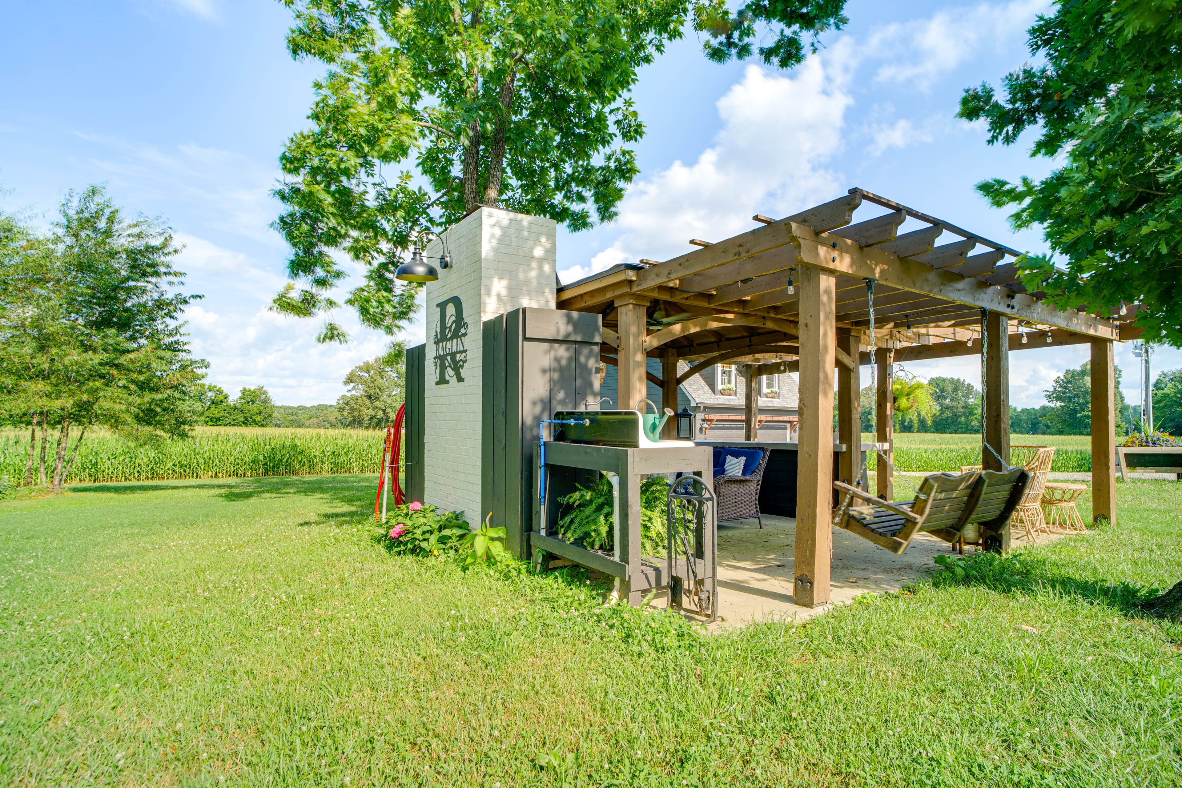 Outdoor Kitchen | Gas Grill