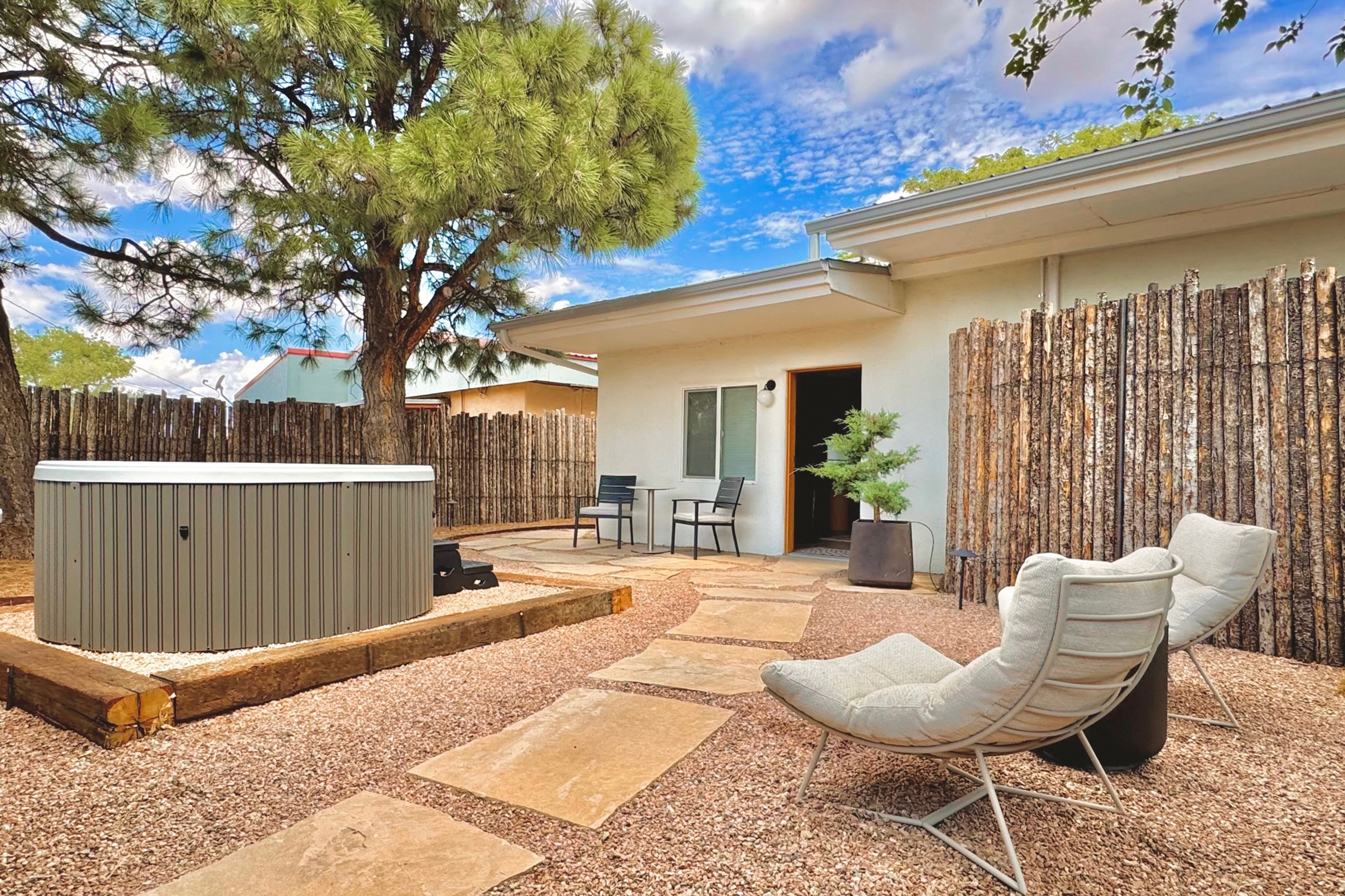 Santa Fe Vacation Rental | 1BR | 1BA | 725 Sq Ft | Step-Free Access