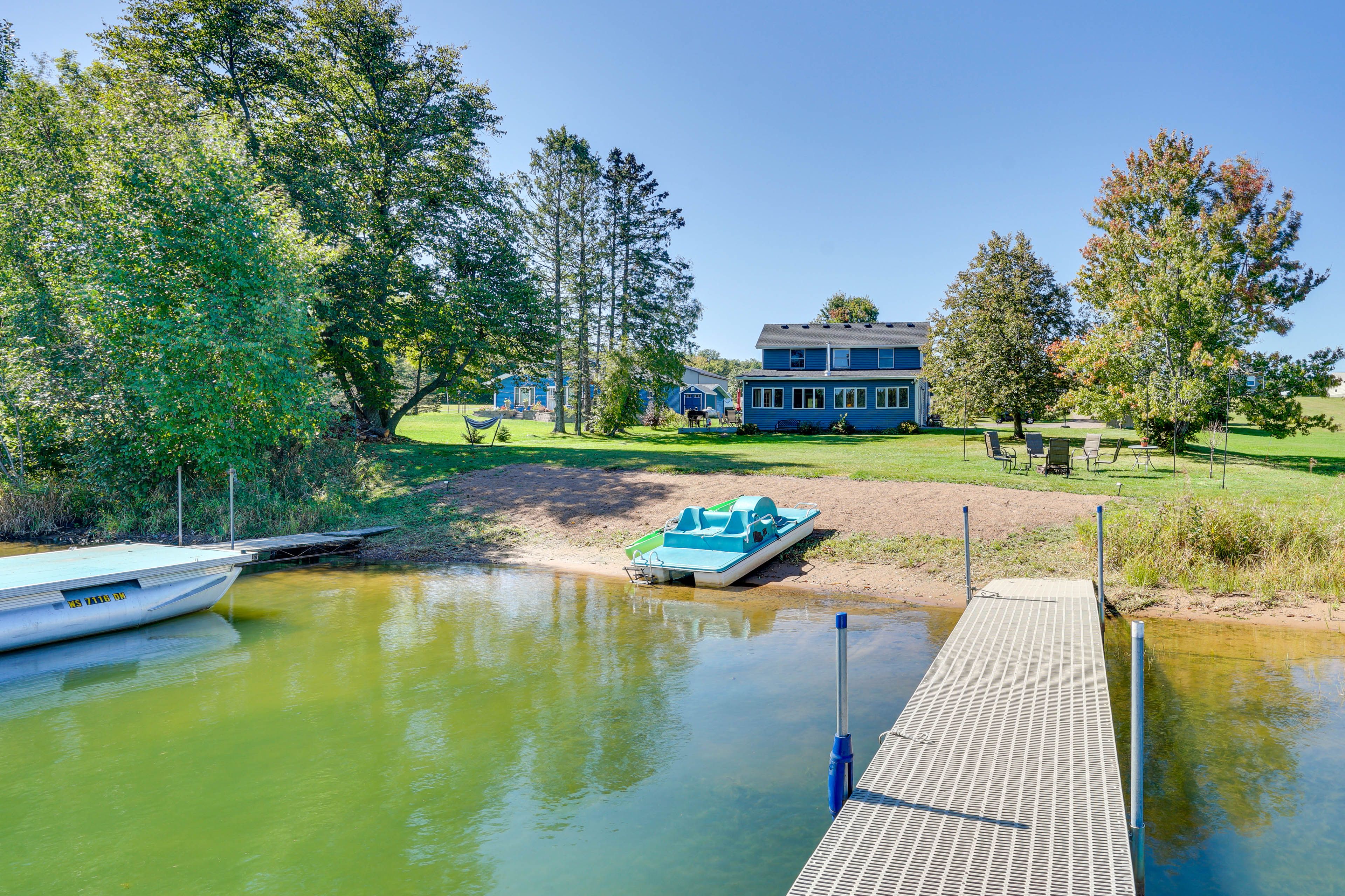 Frederic Vacation Rental | 2BR | 1BA | 1,551 Sq Ft | Step-Free Entry