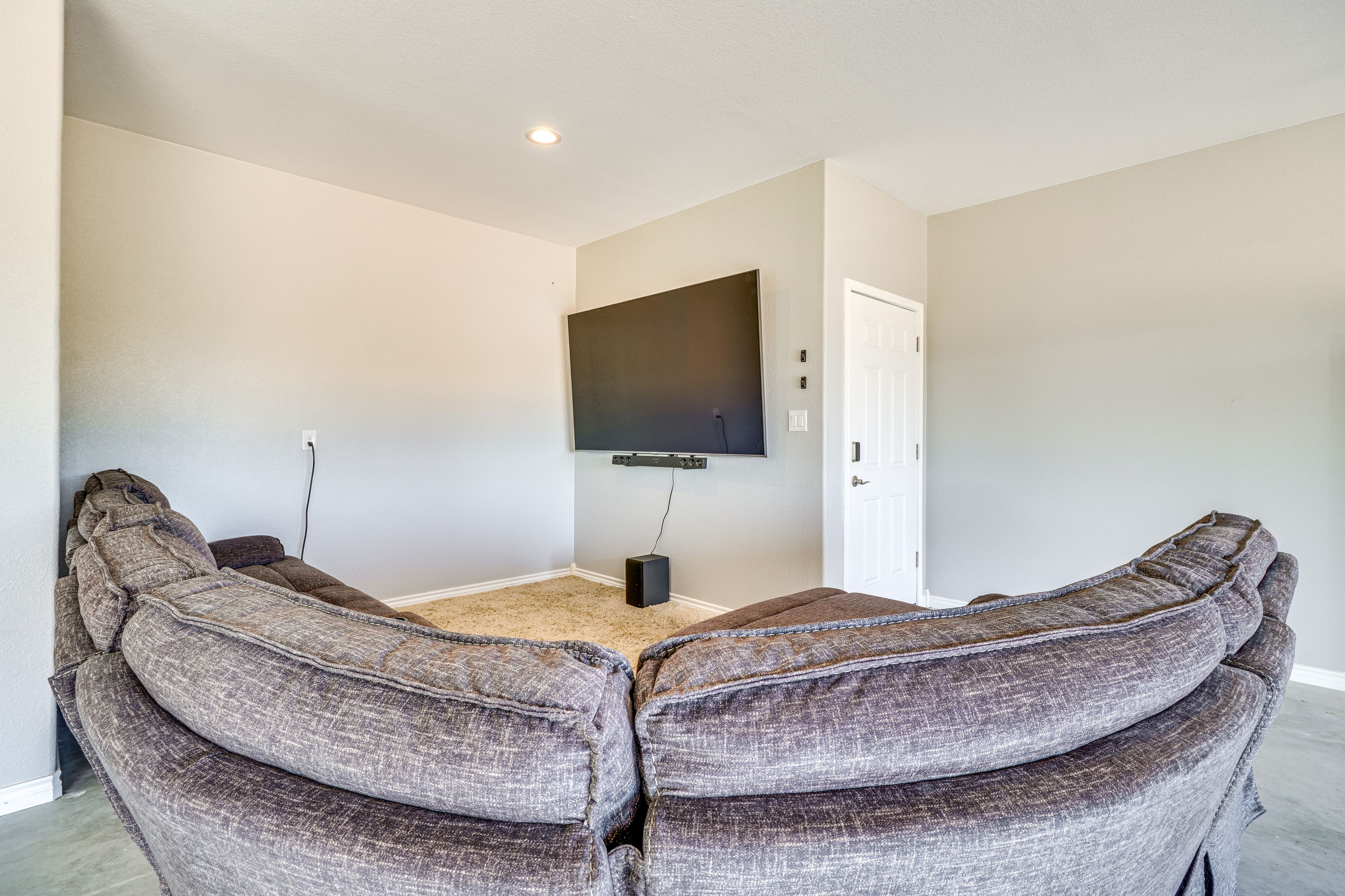Garage | 1st Floor | Sleeper Sofa | Games