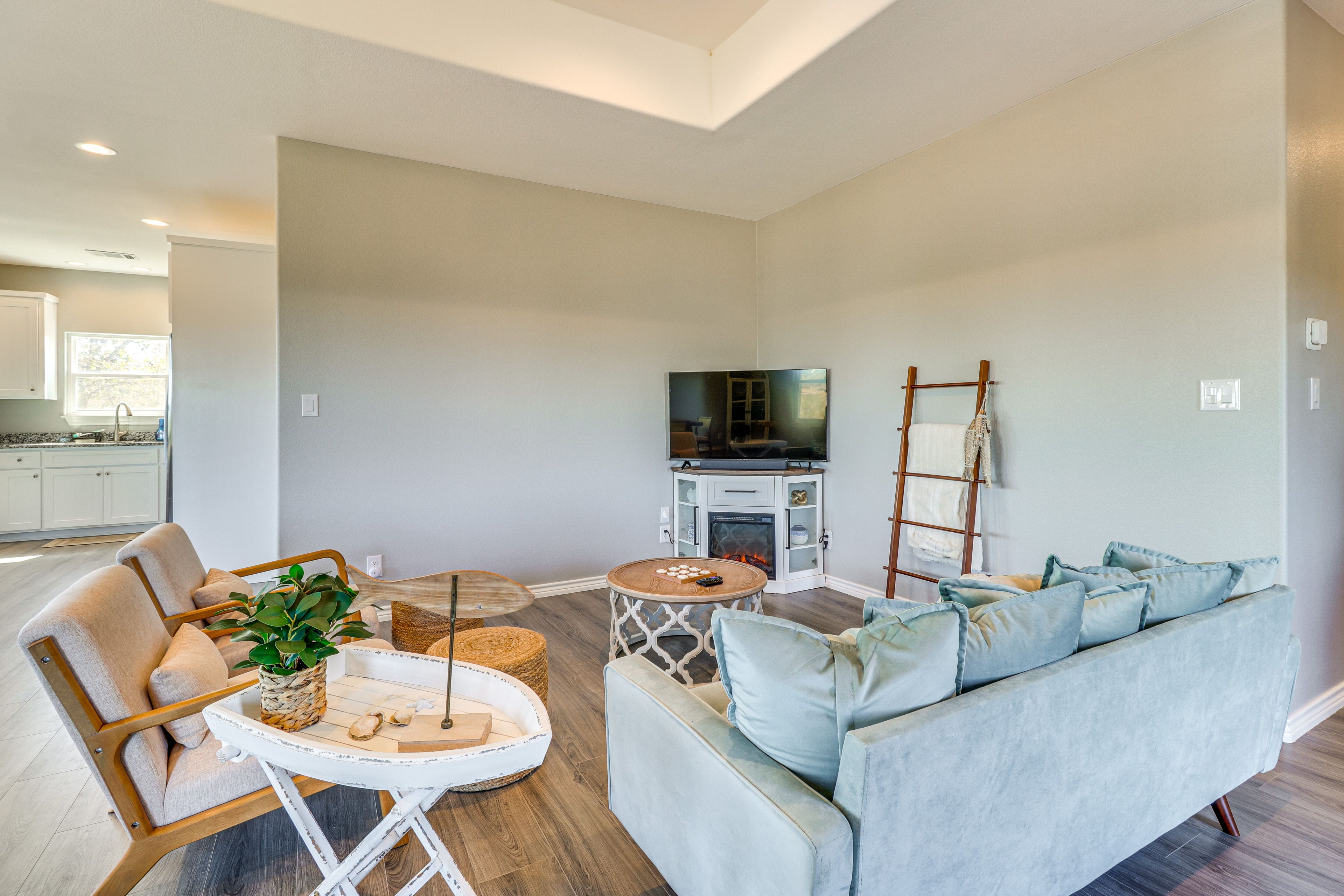 Living Room | 2nd Floor | Central A/C & Heating