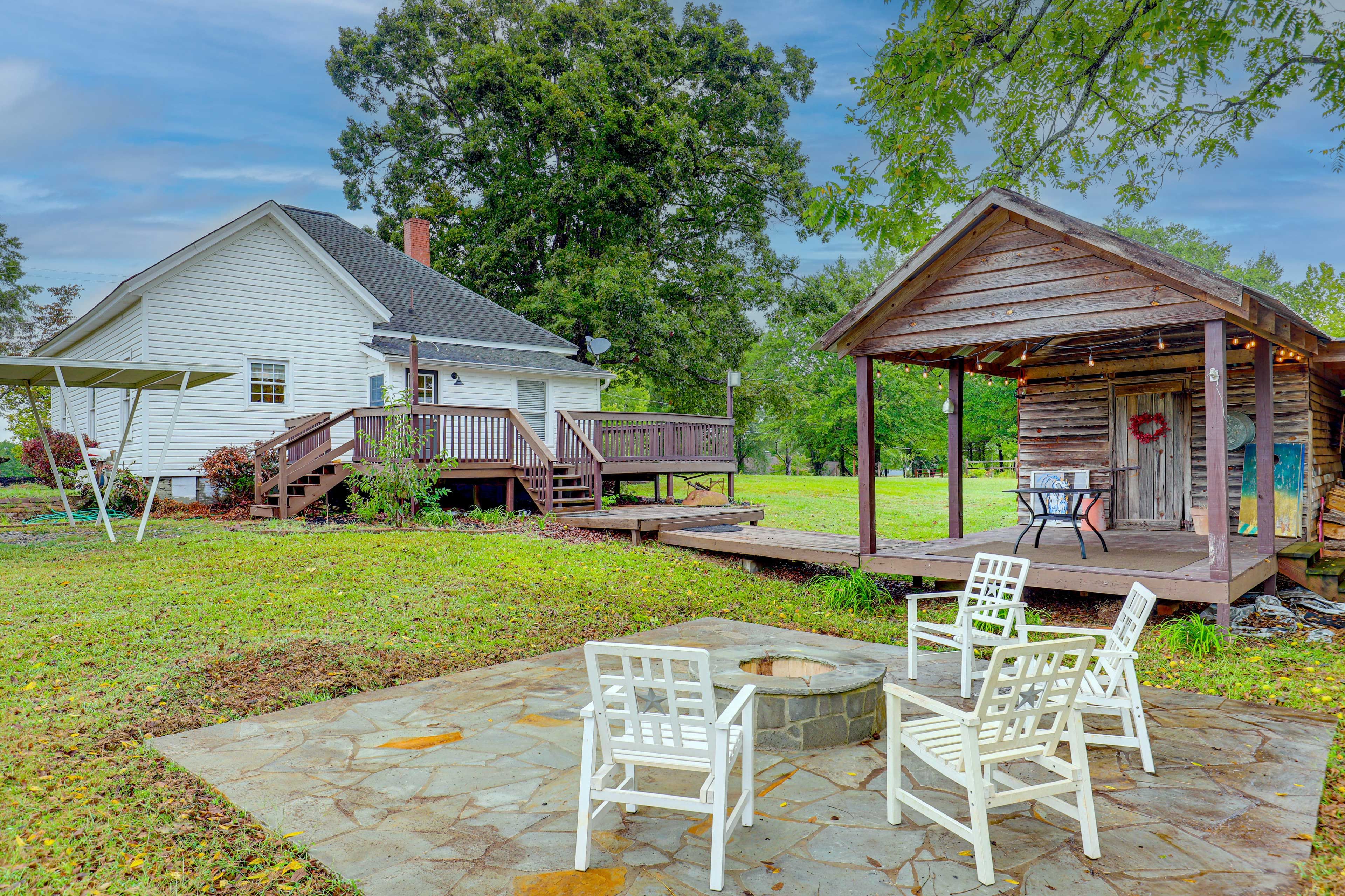 Exterior | Deck | Fire Pit
