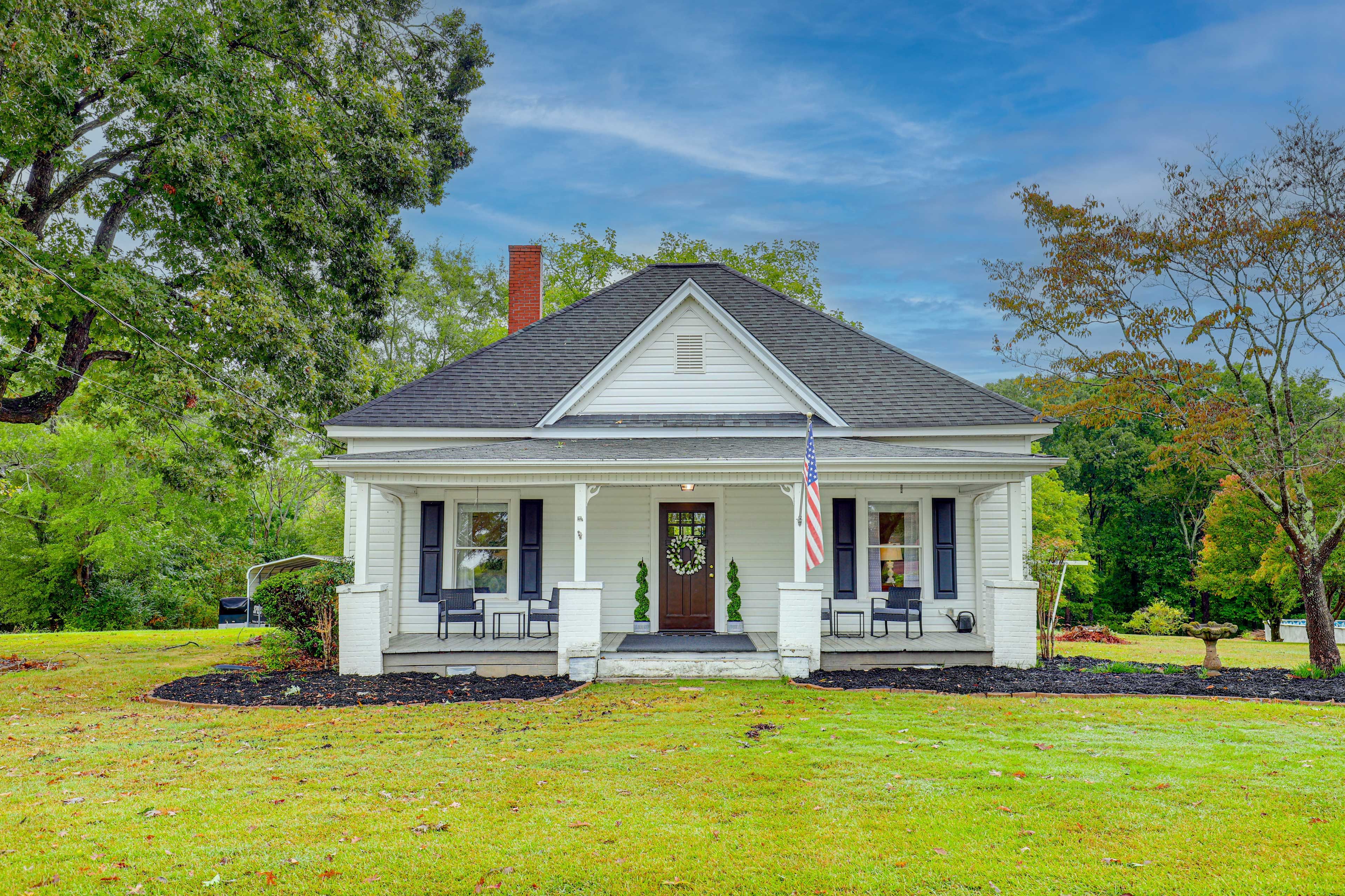 Greer Vacation Rental | 2BR | 1BA | 3 Steps Required | 1,250 Sq Ft