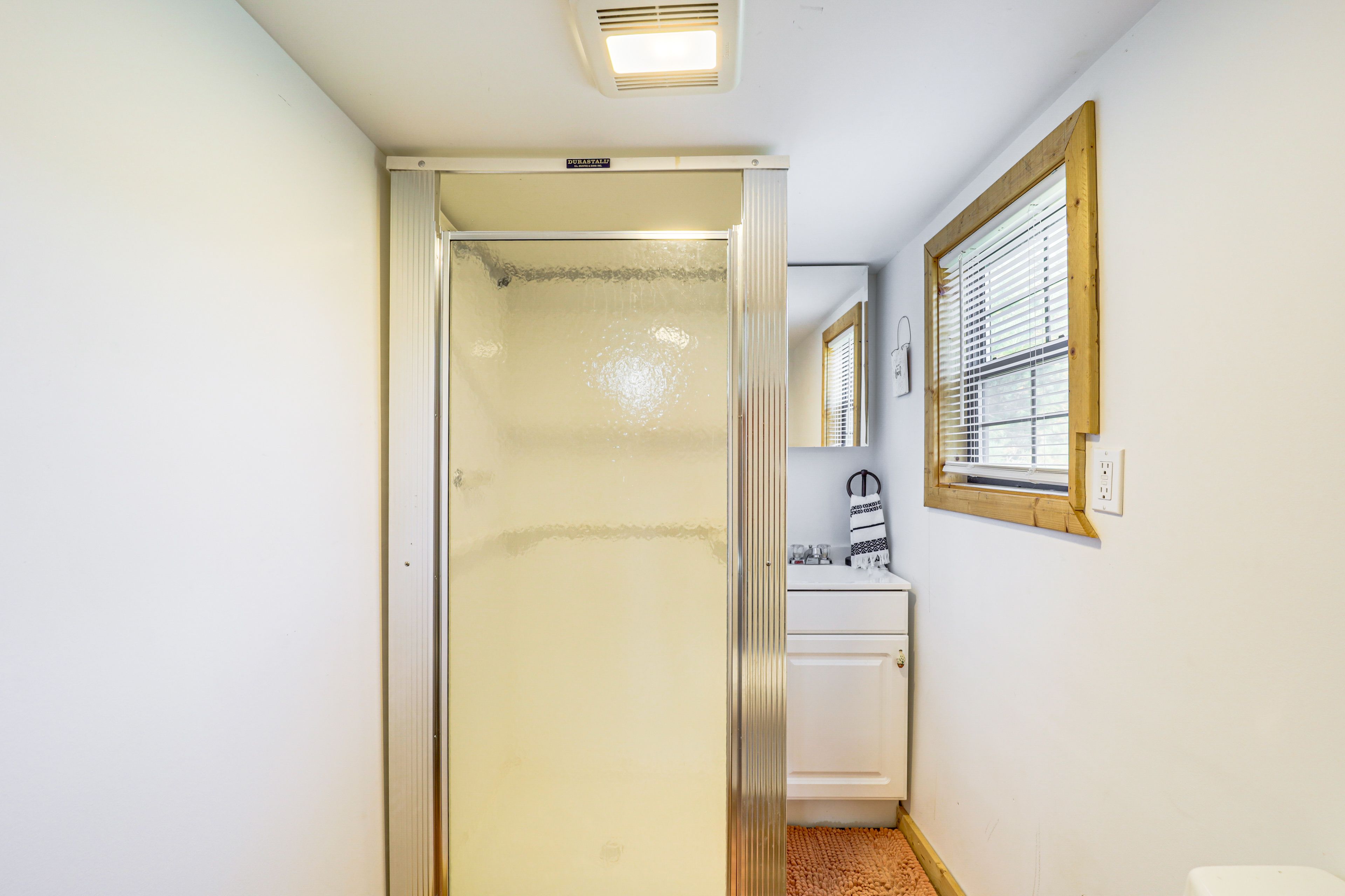 Full Bath | Towels | Complimentary Toiletries