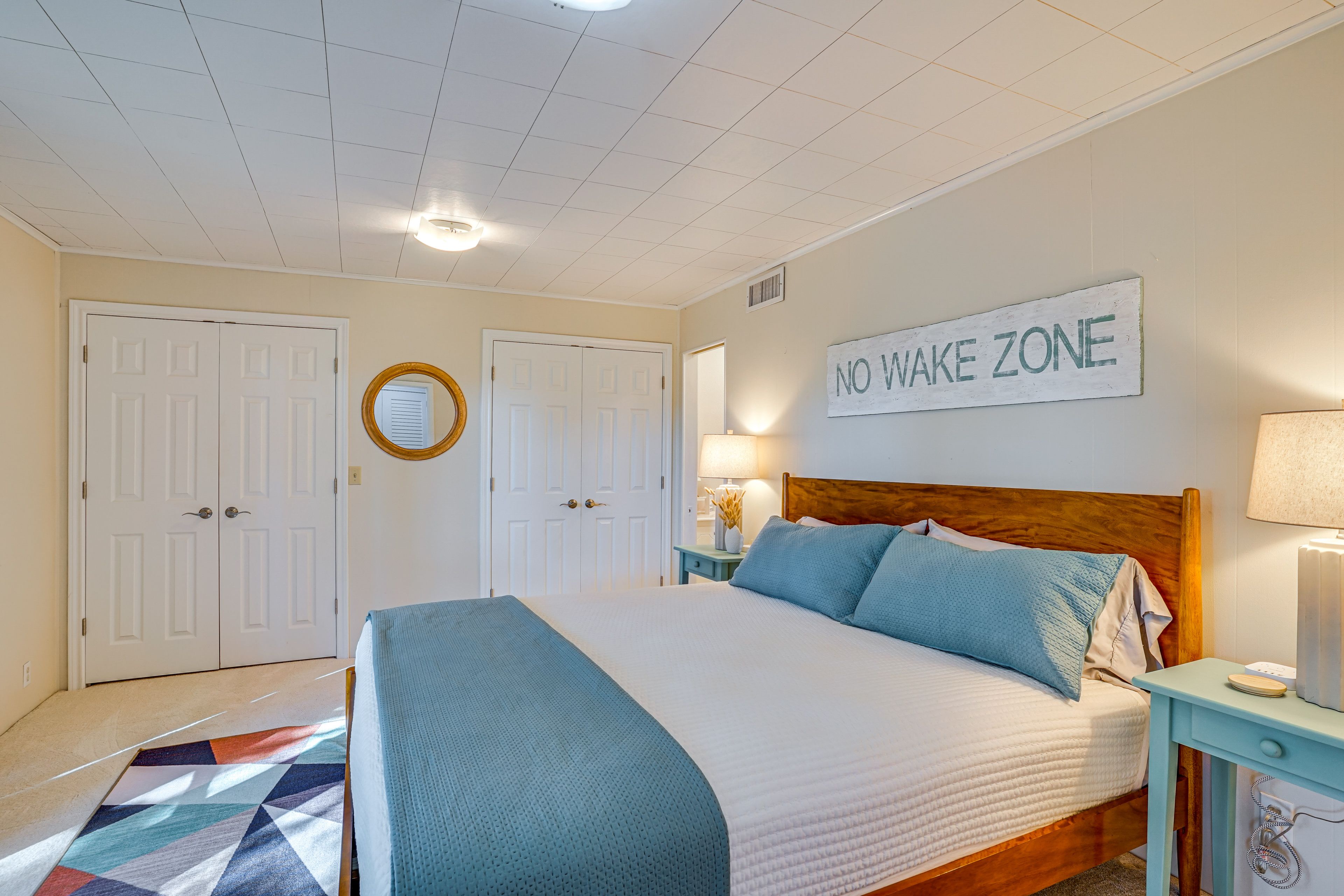 Bedroom 1 | 1st Floor | King Bed