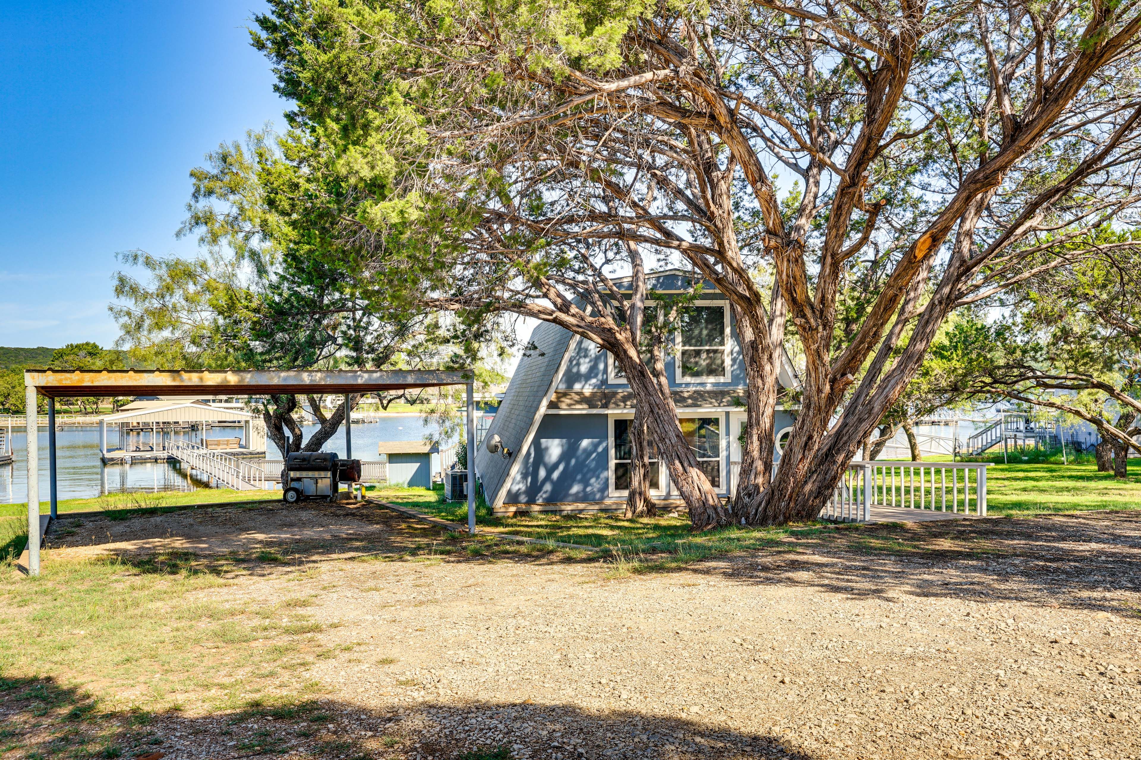 Parking | Driveway (4 Vehicles) | RV Parking Available w/ Hookup