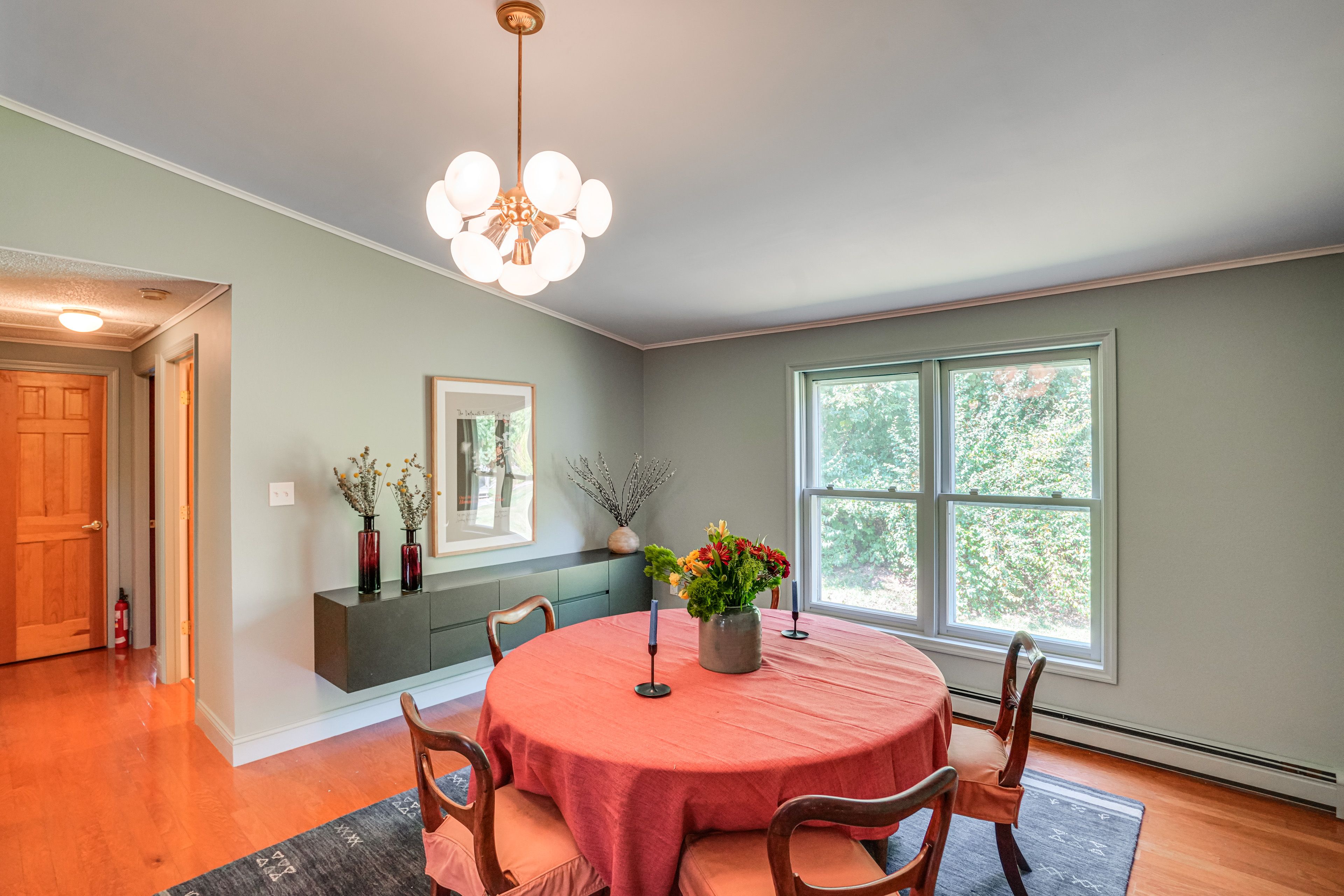 Dining Area | Main Level