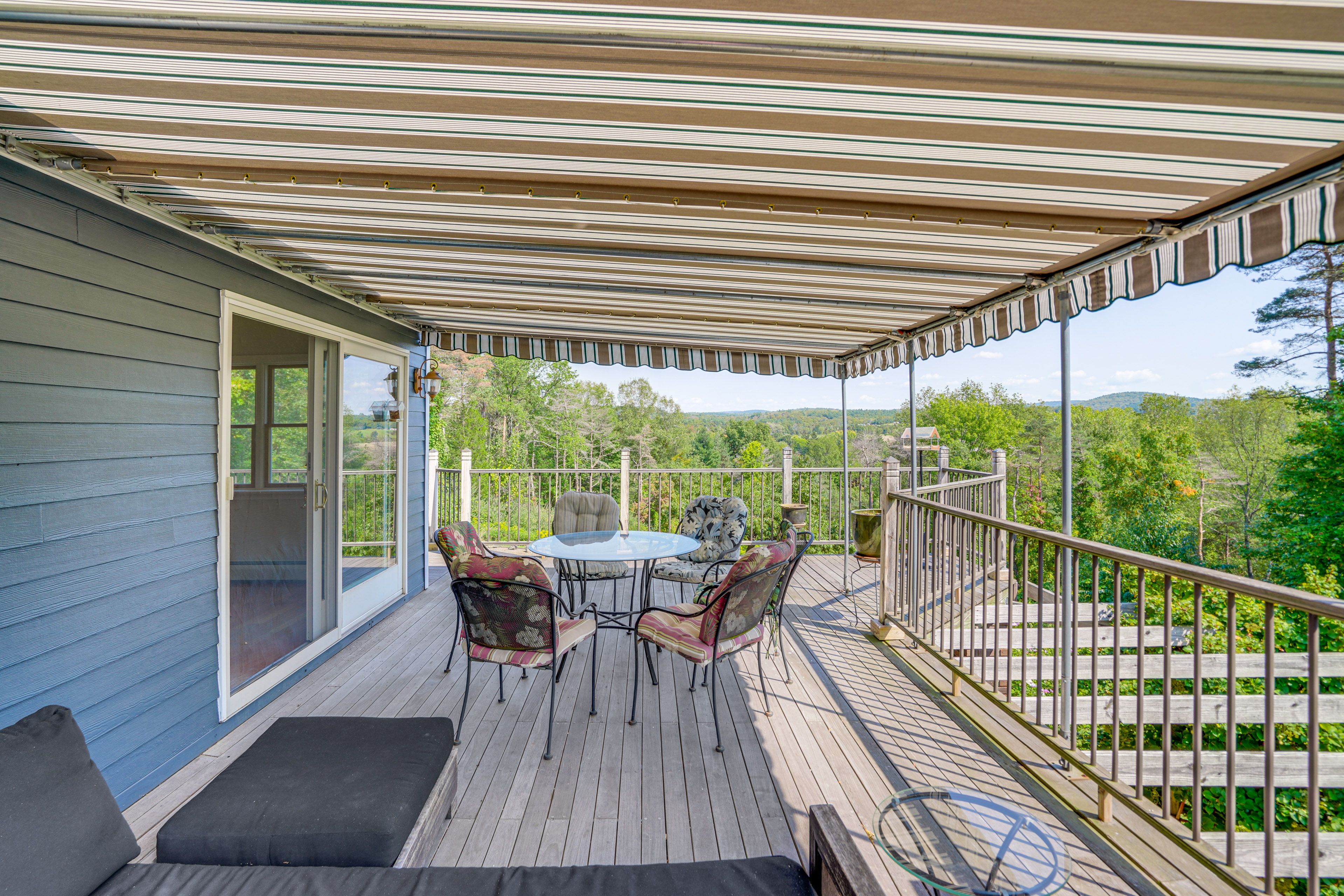 Wraparound Deck | Mountain Views