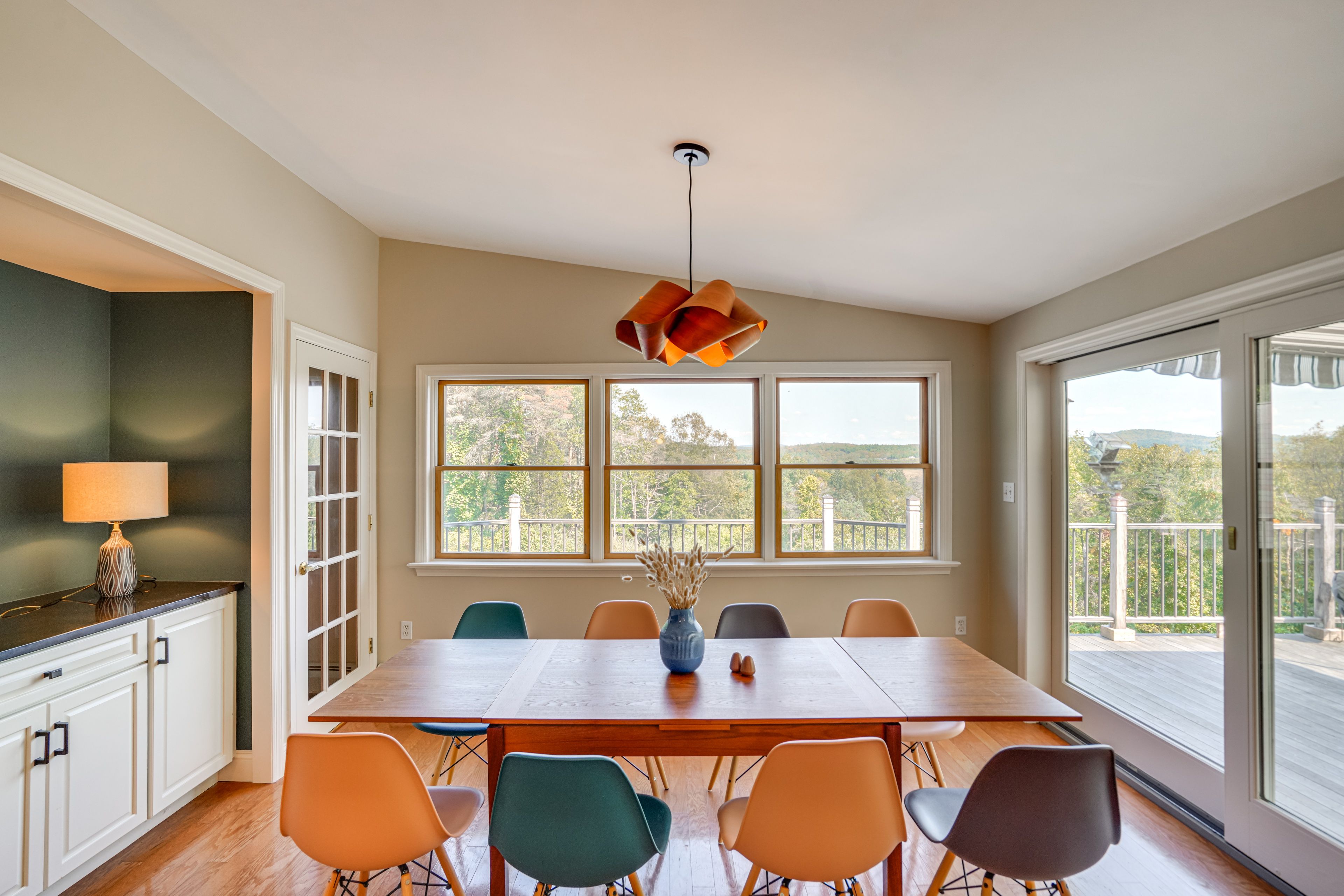 Additional Dining Area | Main Level | Dishware & Flatware Provided