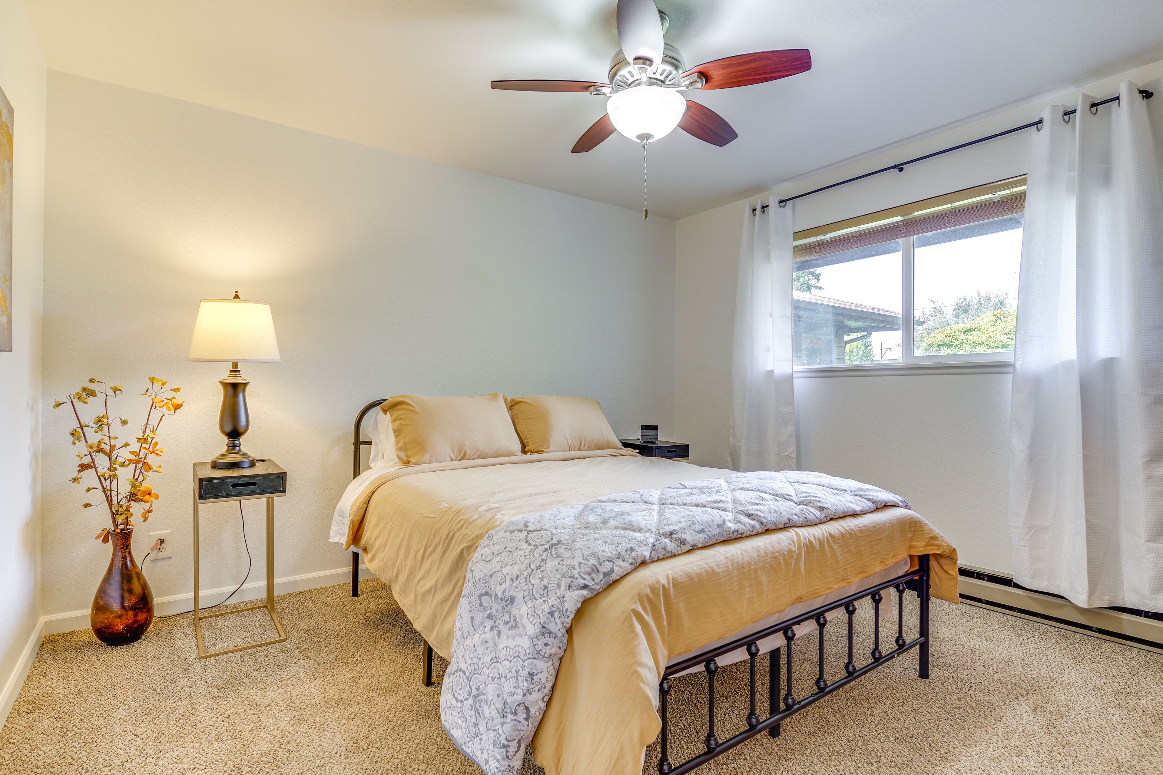 Bedroom 2 | Queen Bed | Linens Provided