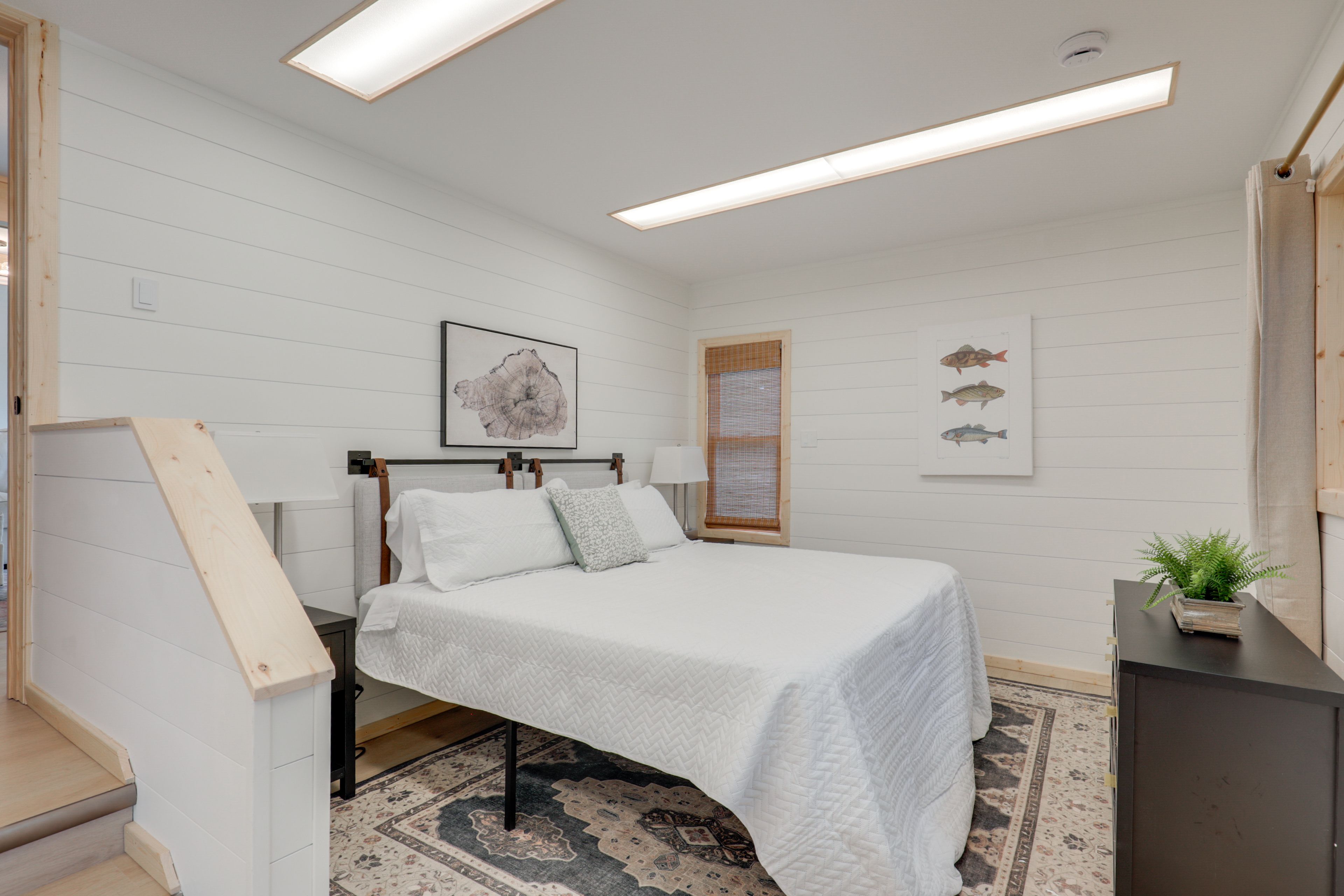 Bedroom 2 | 1st Floor | King Bed