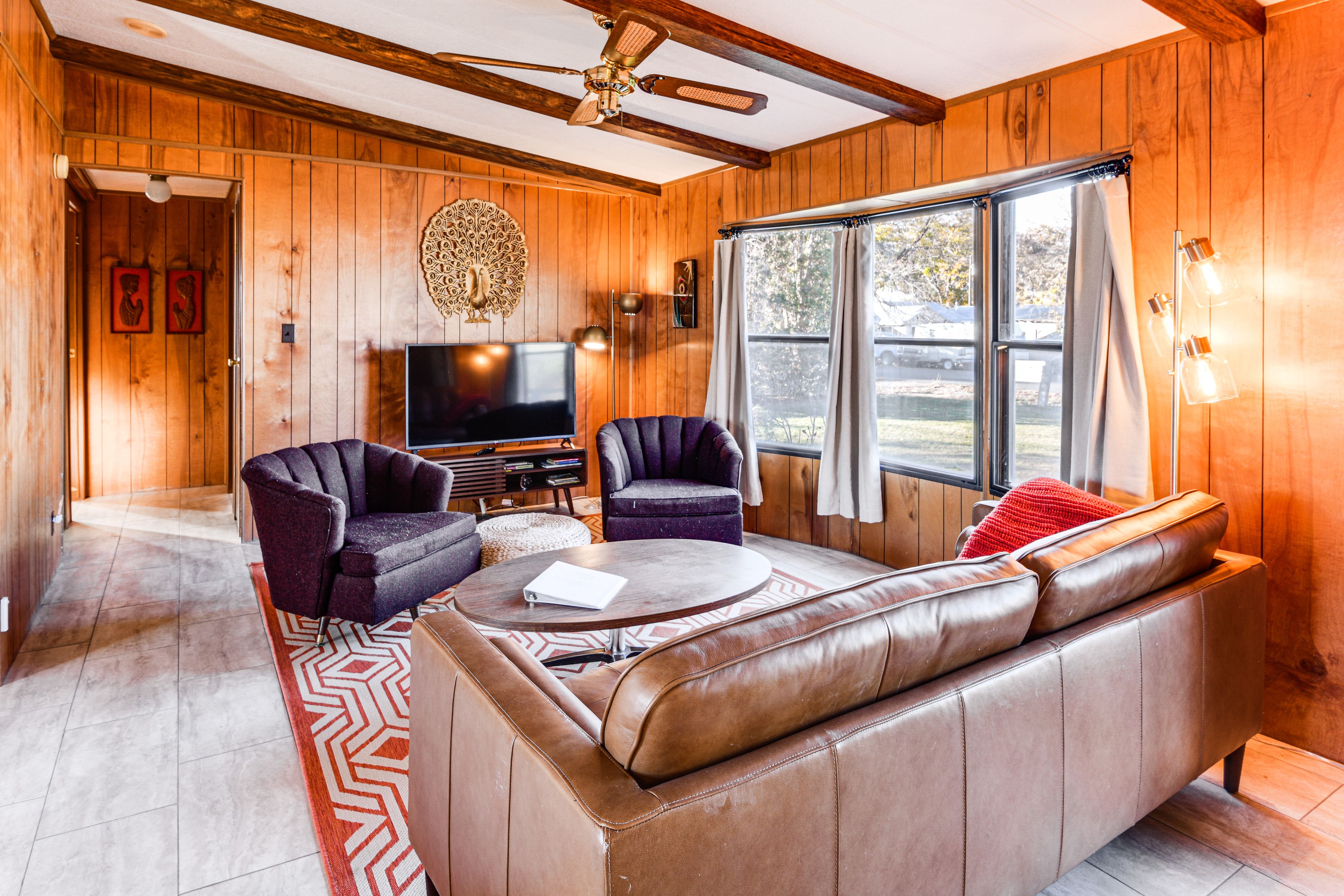 Castleford Vacation Rental | 3BR | 2BA | 1,440 Sq Ft | Stairs Required