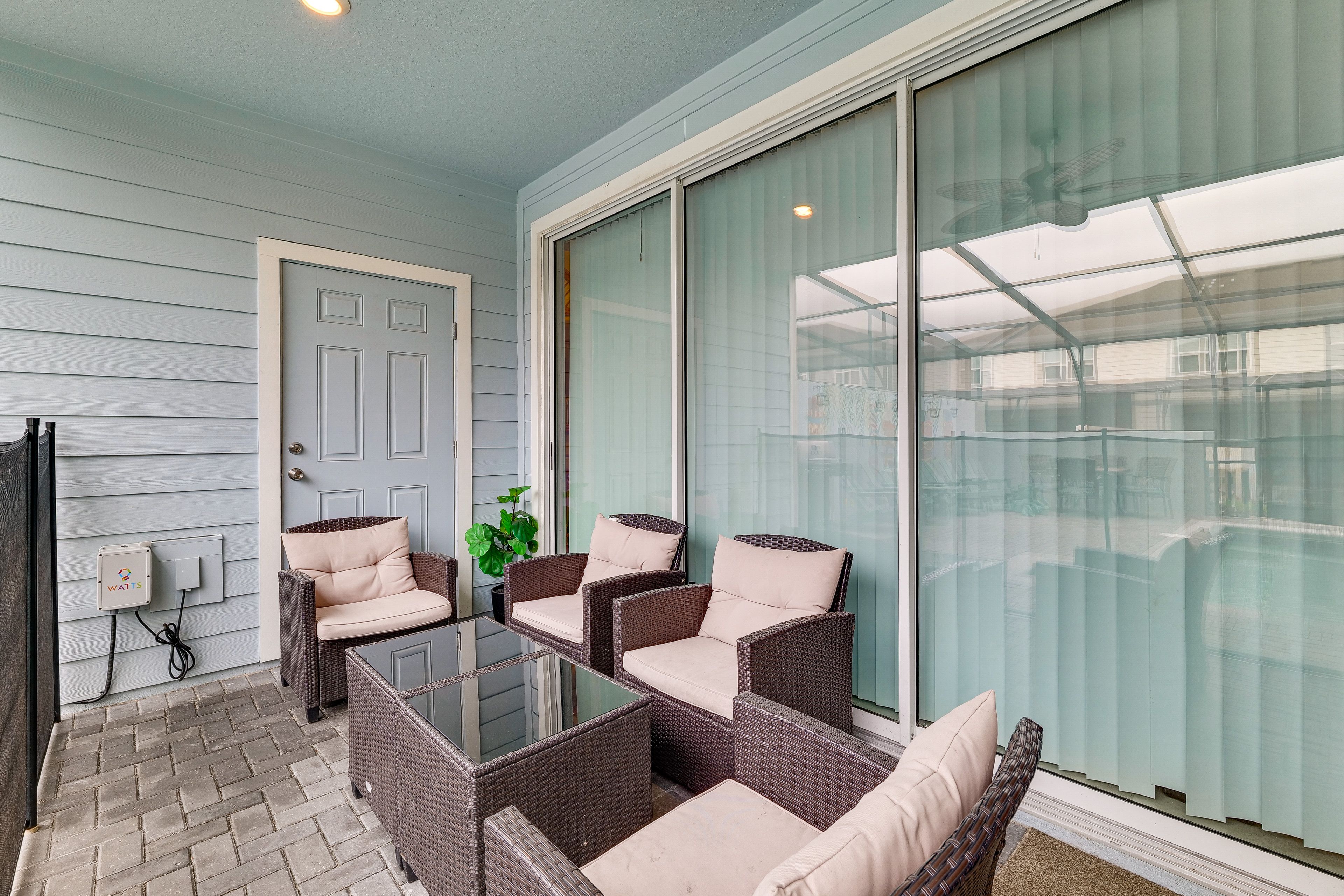 Screened Lanai | Gas Grill