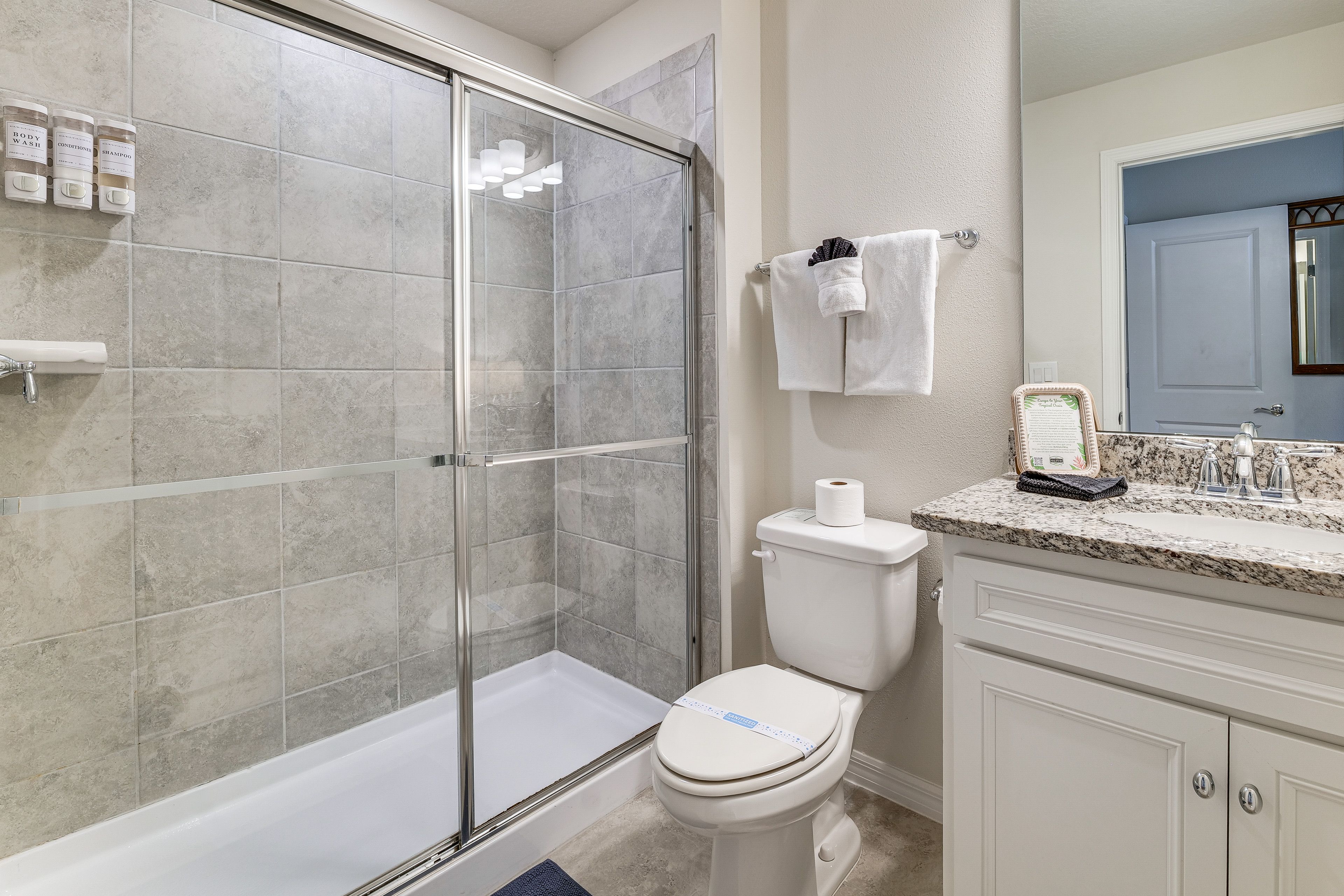 Bathroom | 2nd Floor